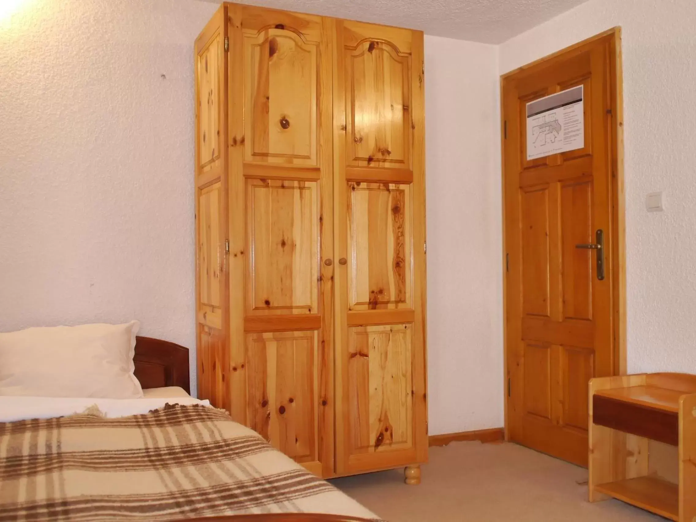 Single Room in Family Hotel Silver Single Room in Family Hotel Silver