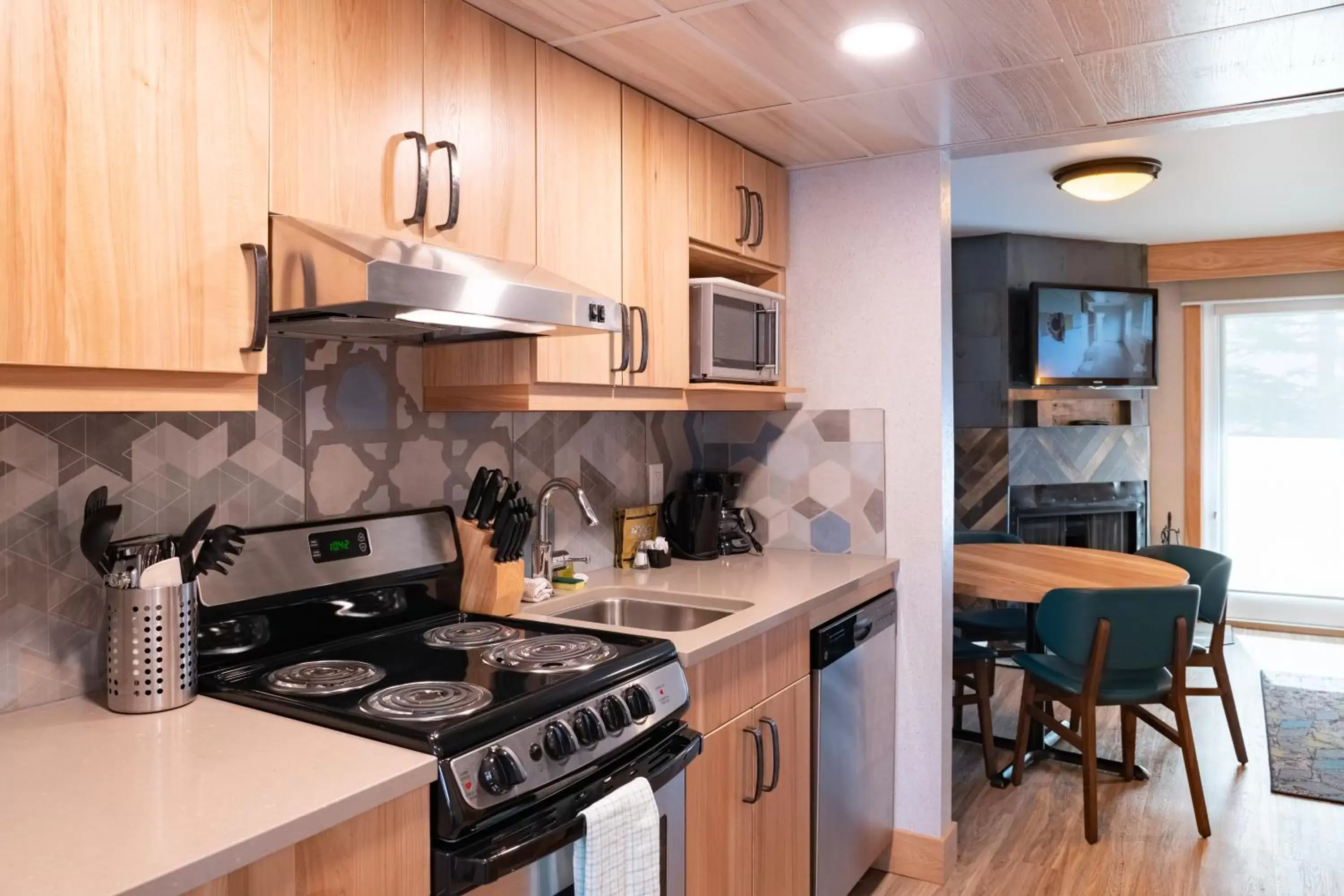 Coffee/tea facilities in Tunnel Mountain Resort Coffee/tea facilities in Tunnel Mountain Resort