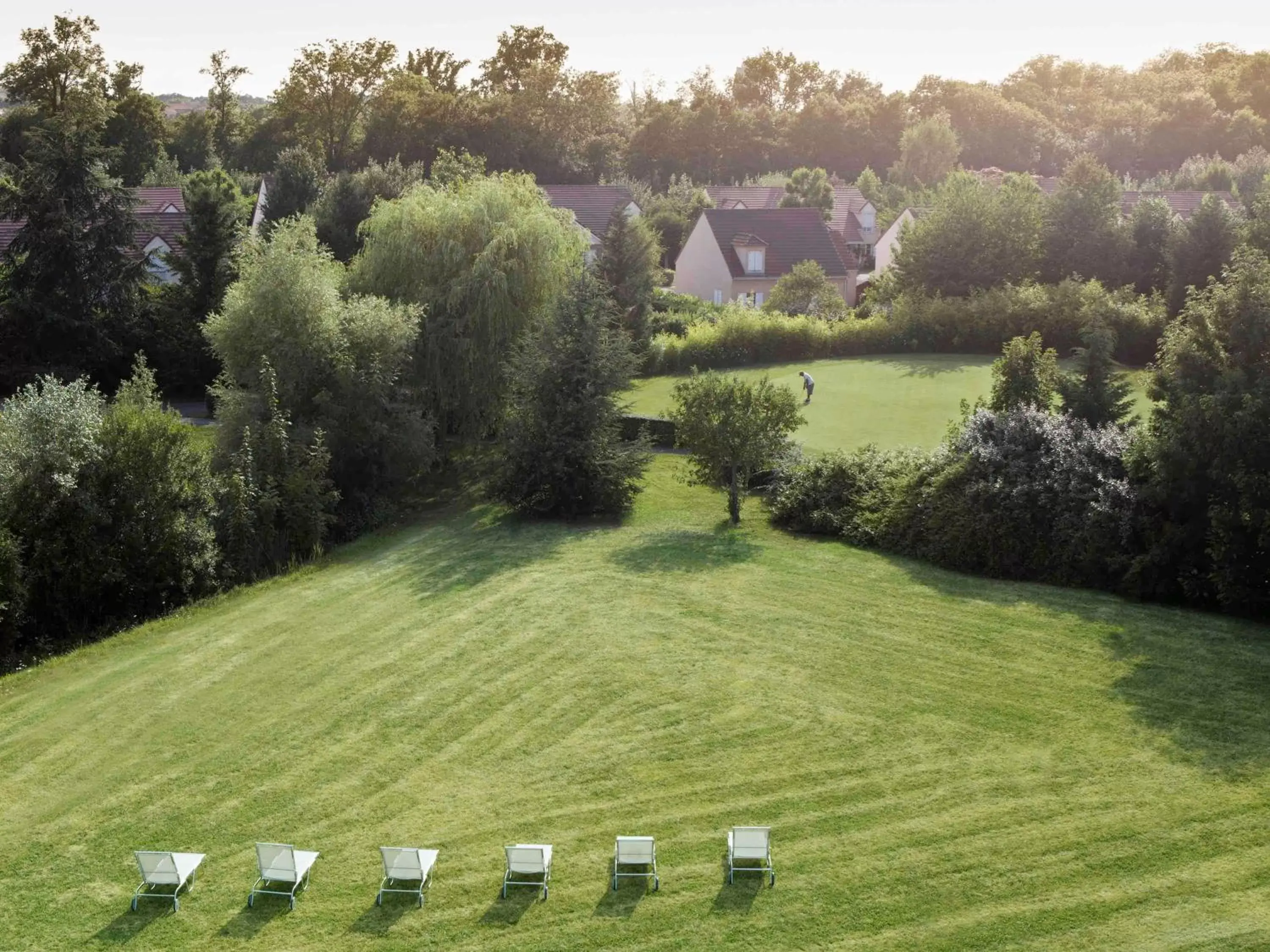 Photo of the whole room, Bird's-eye View in Novotel Senart Golf De Greenparc