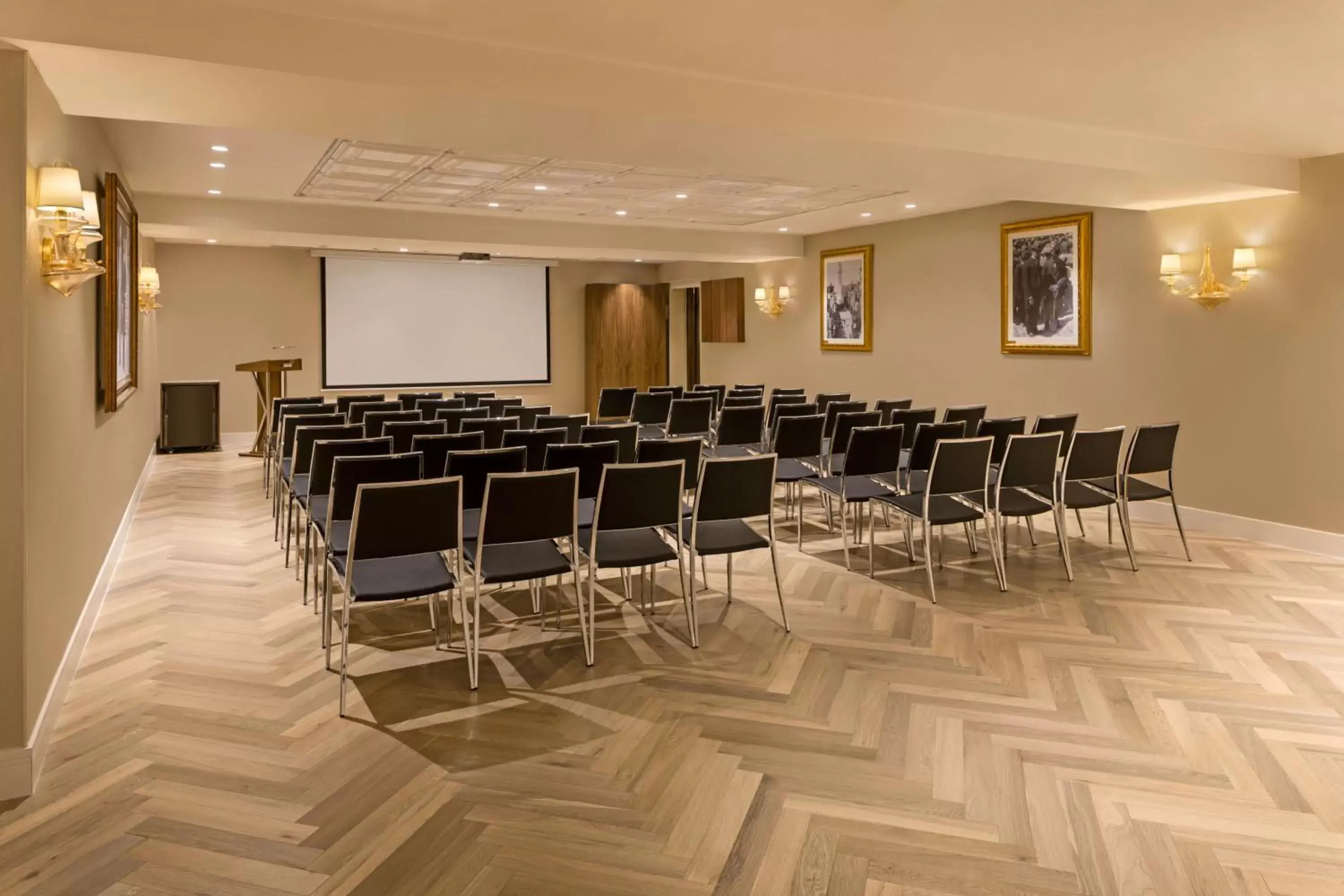 Meeting/conference room in Herbert Samuel Jerusalem