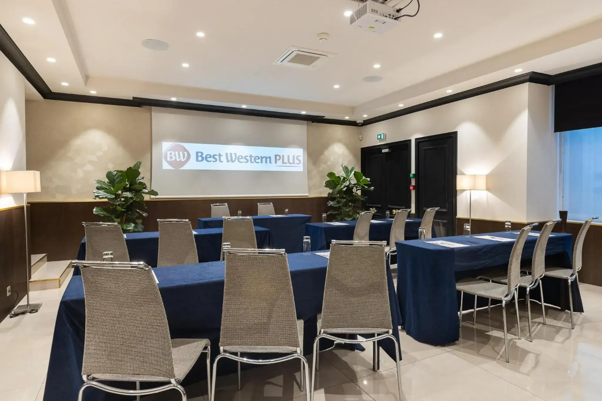 Meeting/conference room in Best Western Plus Hôtel Massena Nice