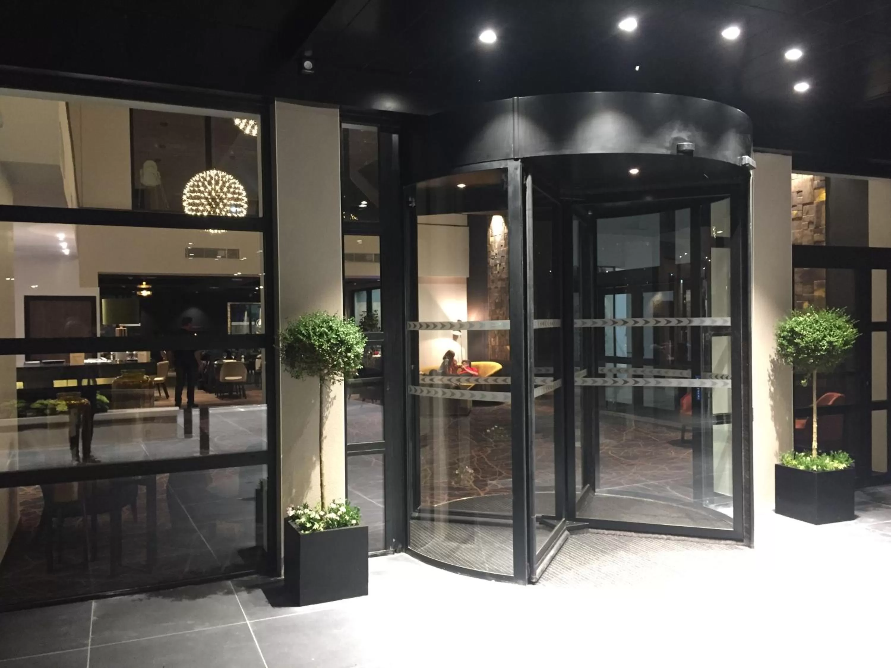 Facade/entrance in Best Western L'Aquarium Arras Nord