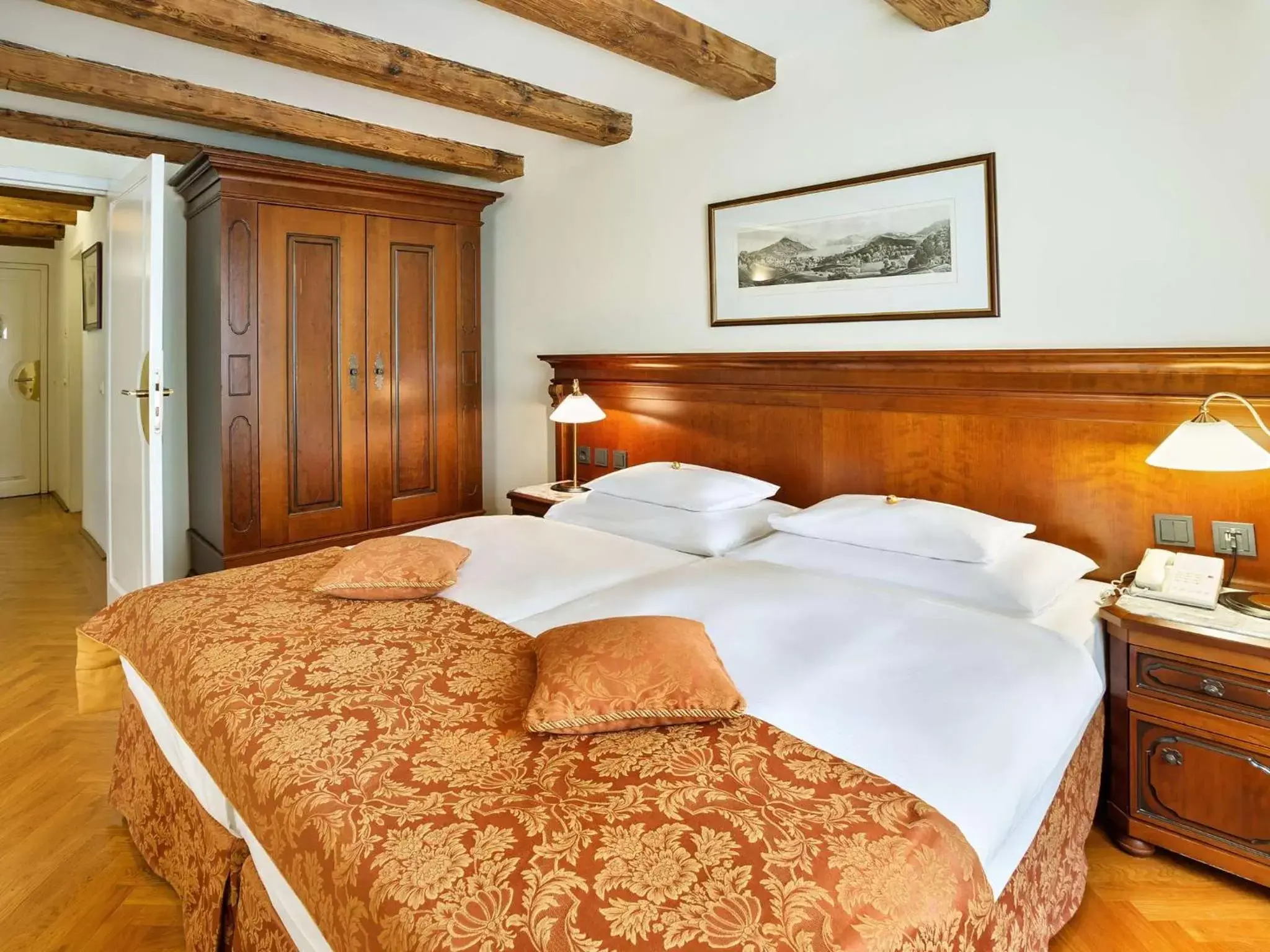 Bedroom, Bed in Radisson Blu Hotel Altstadt