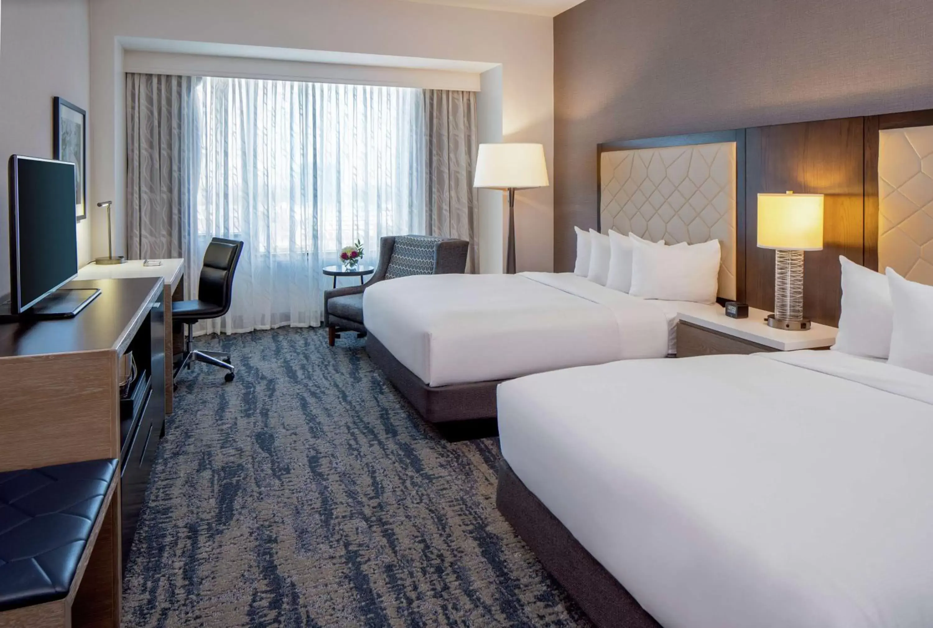 Bedroom, Bed in Hilton Shreveport