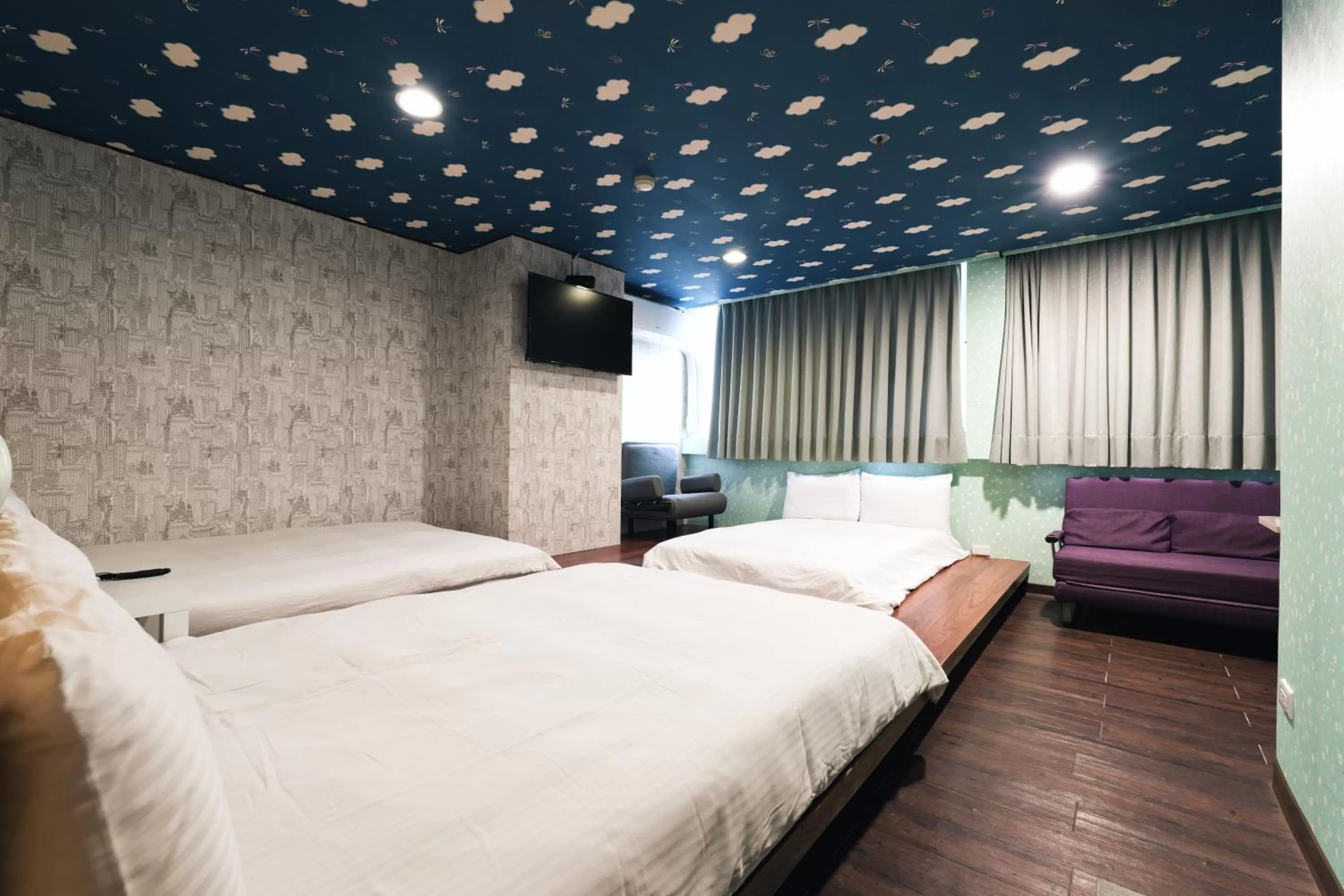 Photo of the whole room, Bed in Sofu Hotel