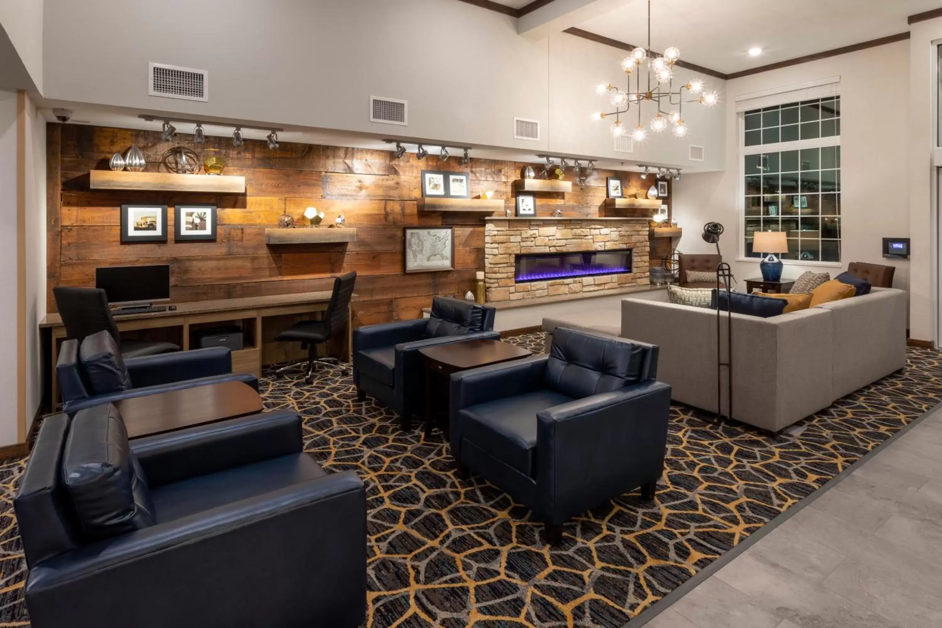 Lobby or reception in GrandStay Hotel & Suites Rock Valley