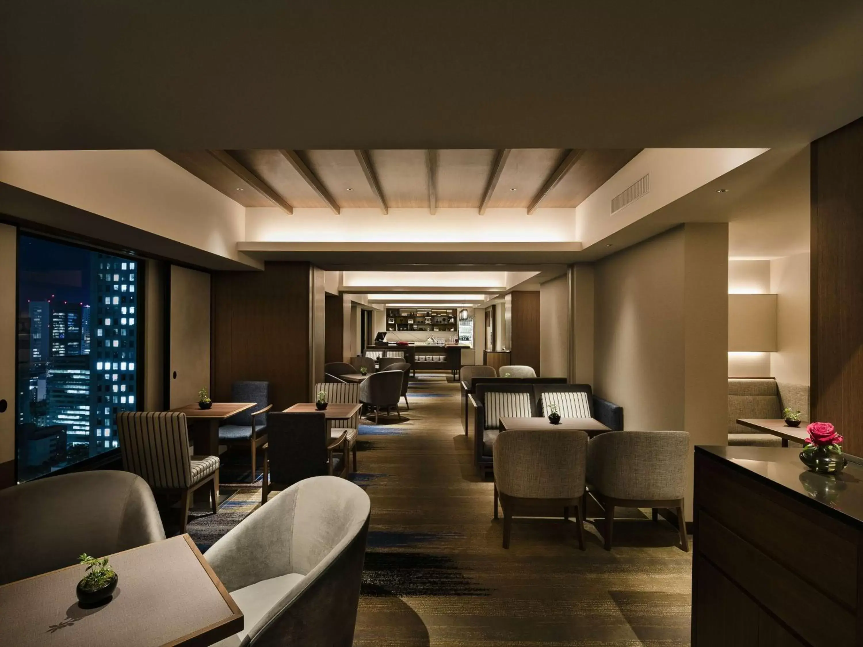 Property building, Lounge/Bar in Hilton Tokyo Hotel