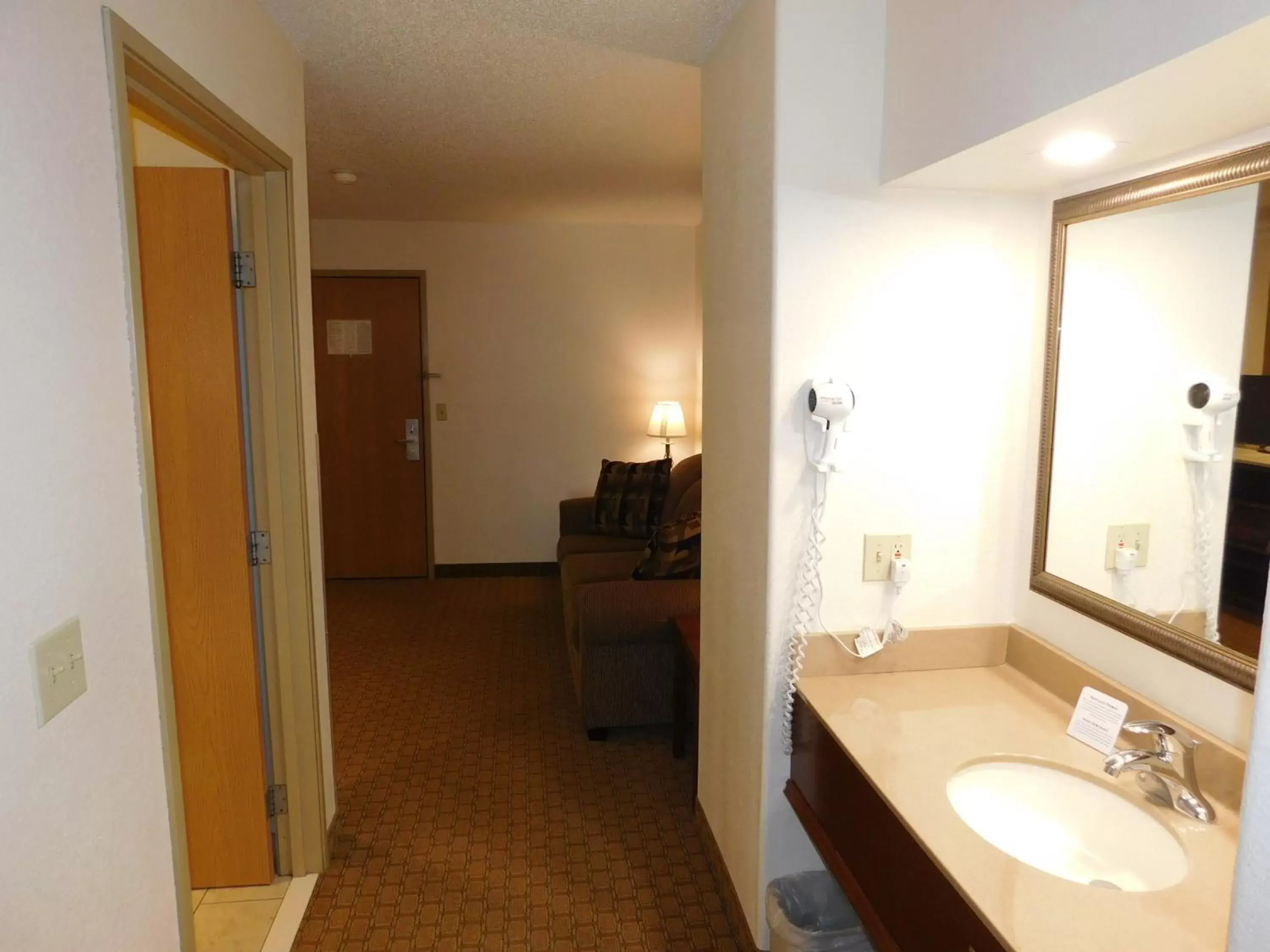 Photo of the whole room, Bathroom in Americinn by Wyndham Ogallala