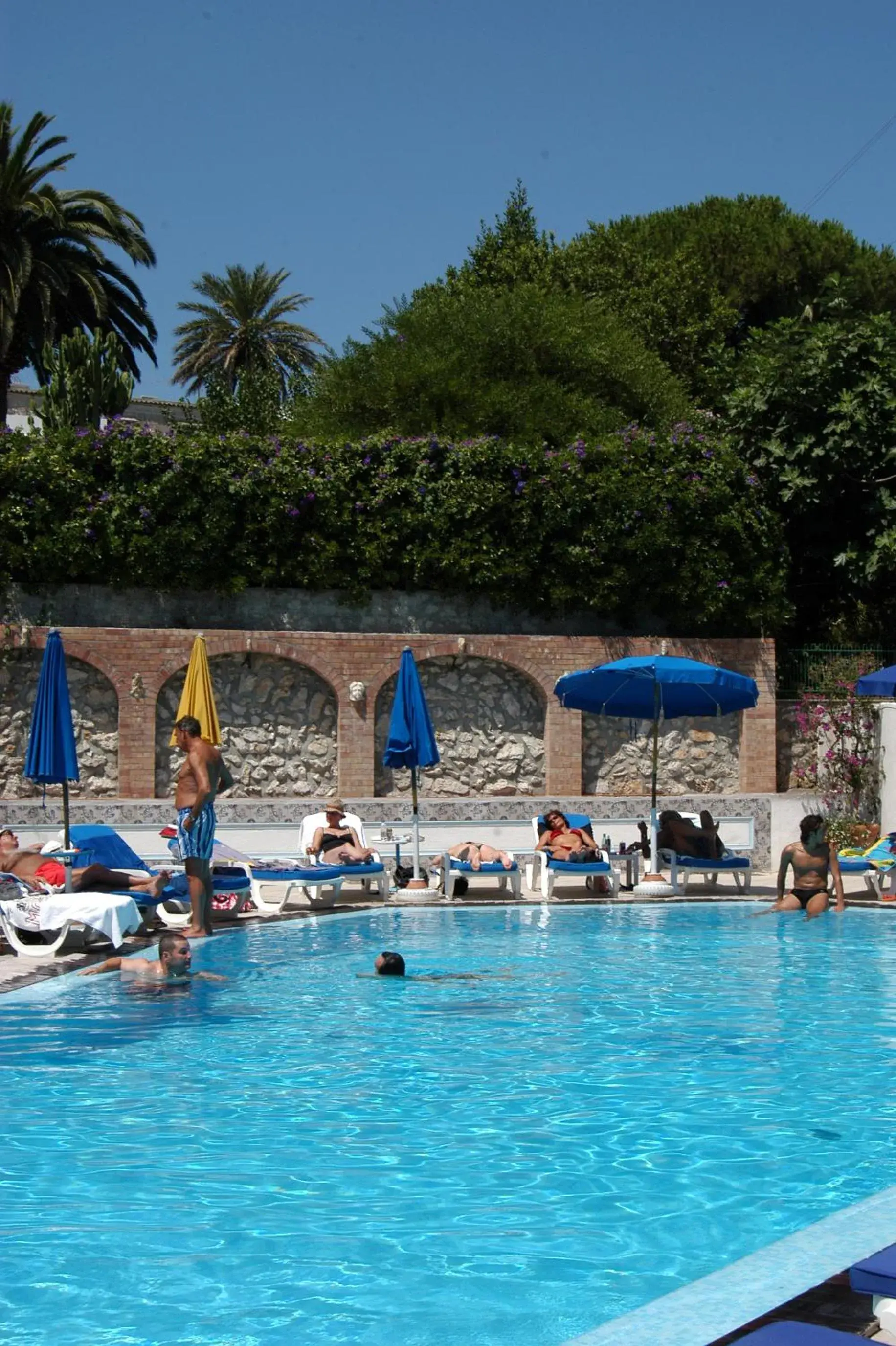 Swimming pool in Hotel San Felice