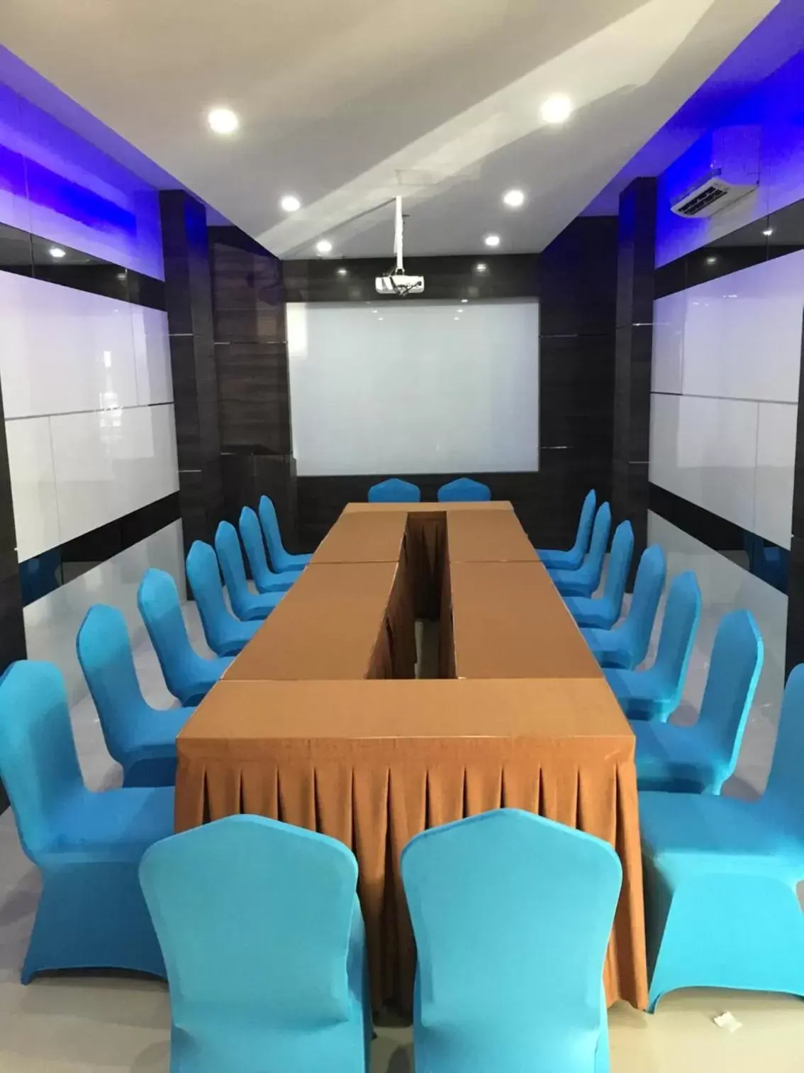 Meeting/conference room in OS Hotel Airport Batam