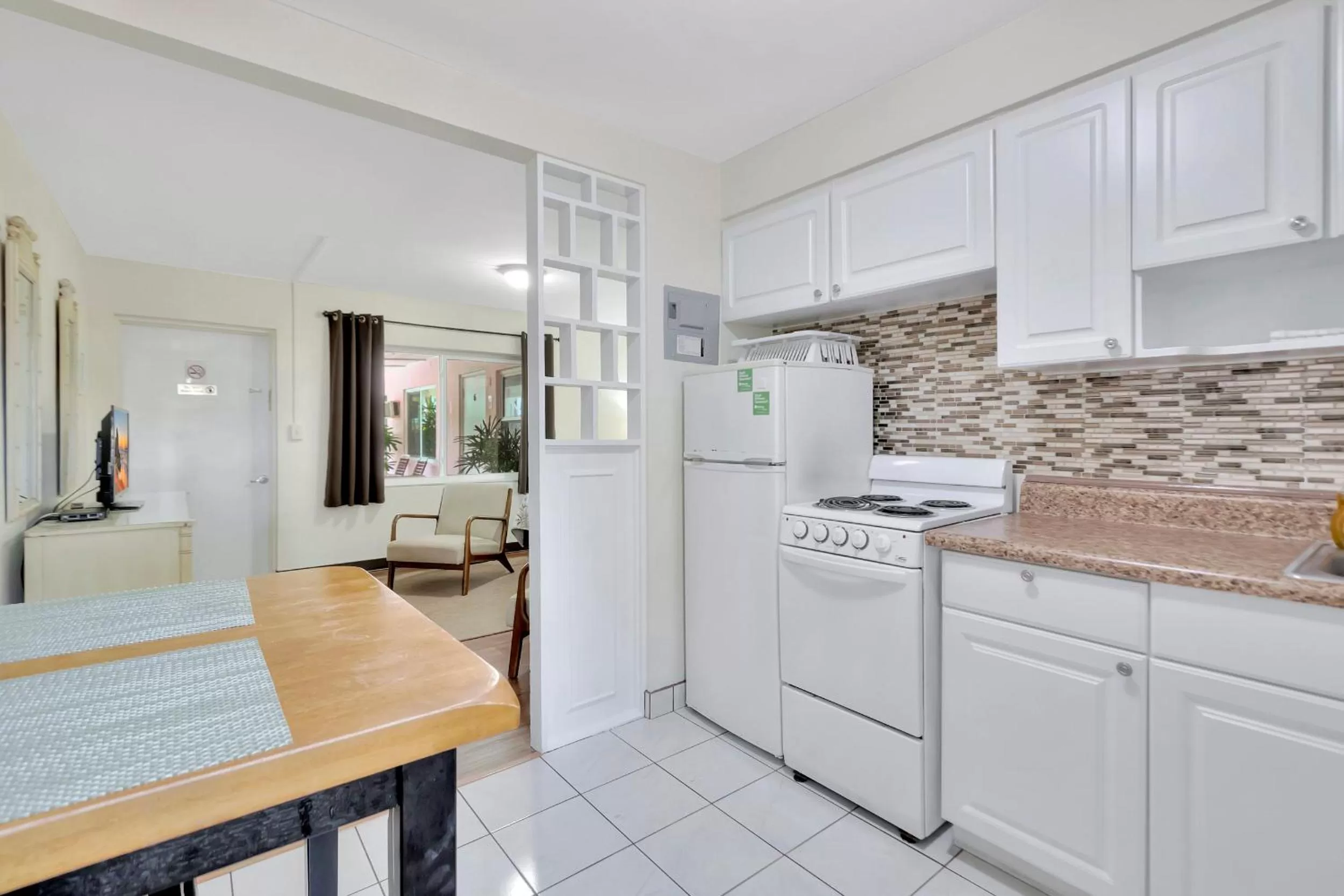 kitchen, Kitchen/Kitchenette in Seahorse Guesthouse