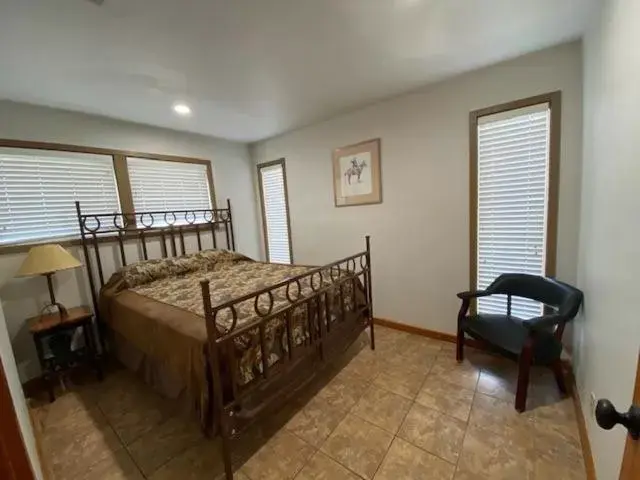 Bed in Flying L Ranch Resort & Golf Course Bed in Flying L Ranch Resort & Golf Course