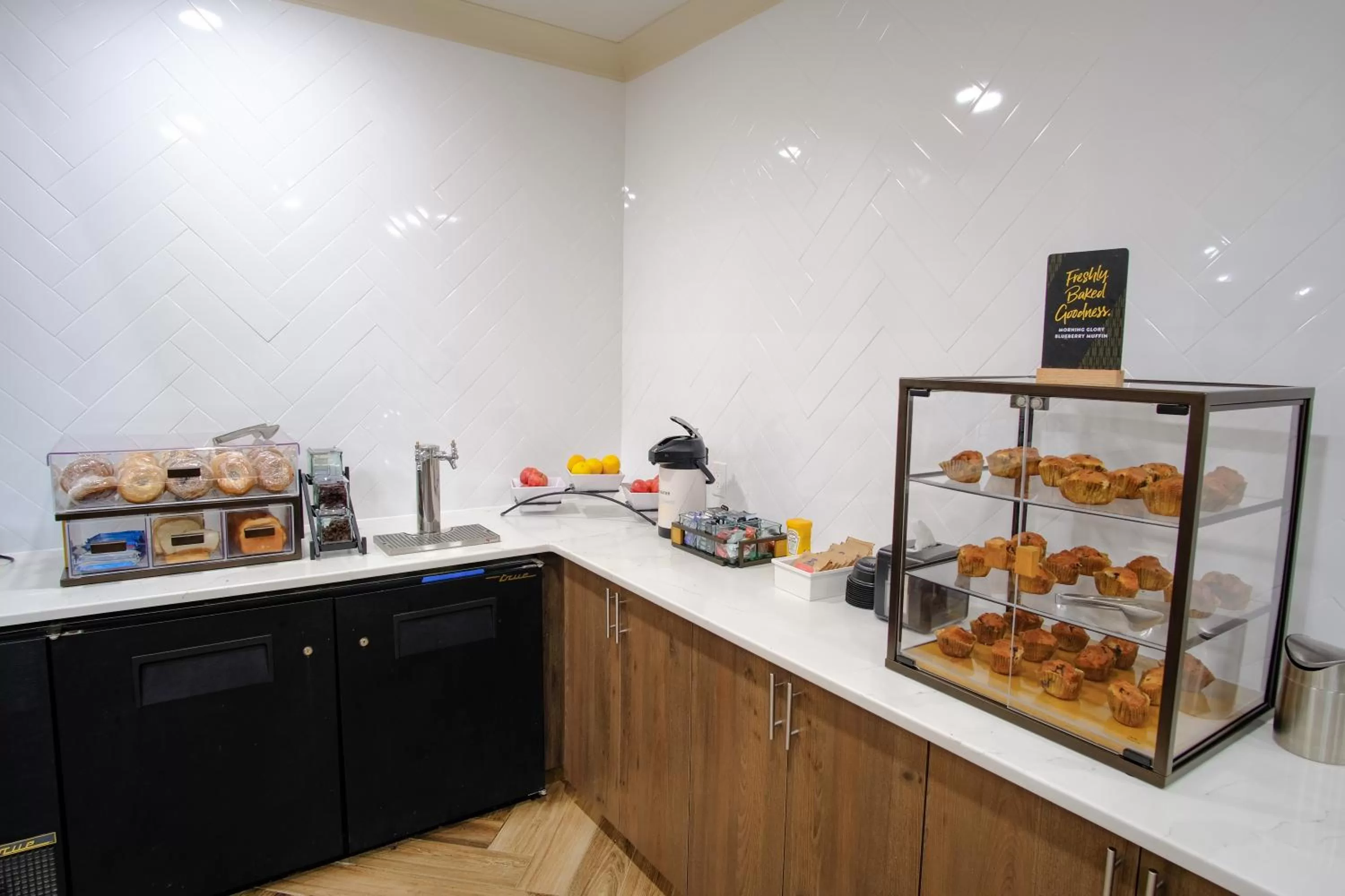 Breakfast in Staybridge Suites Quantico-Stafford by IHG