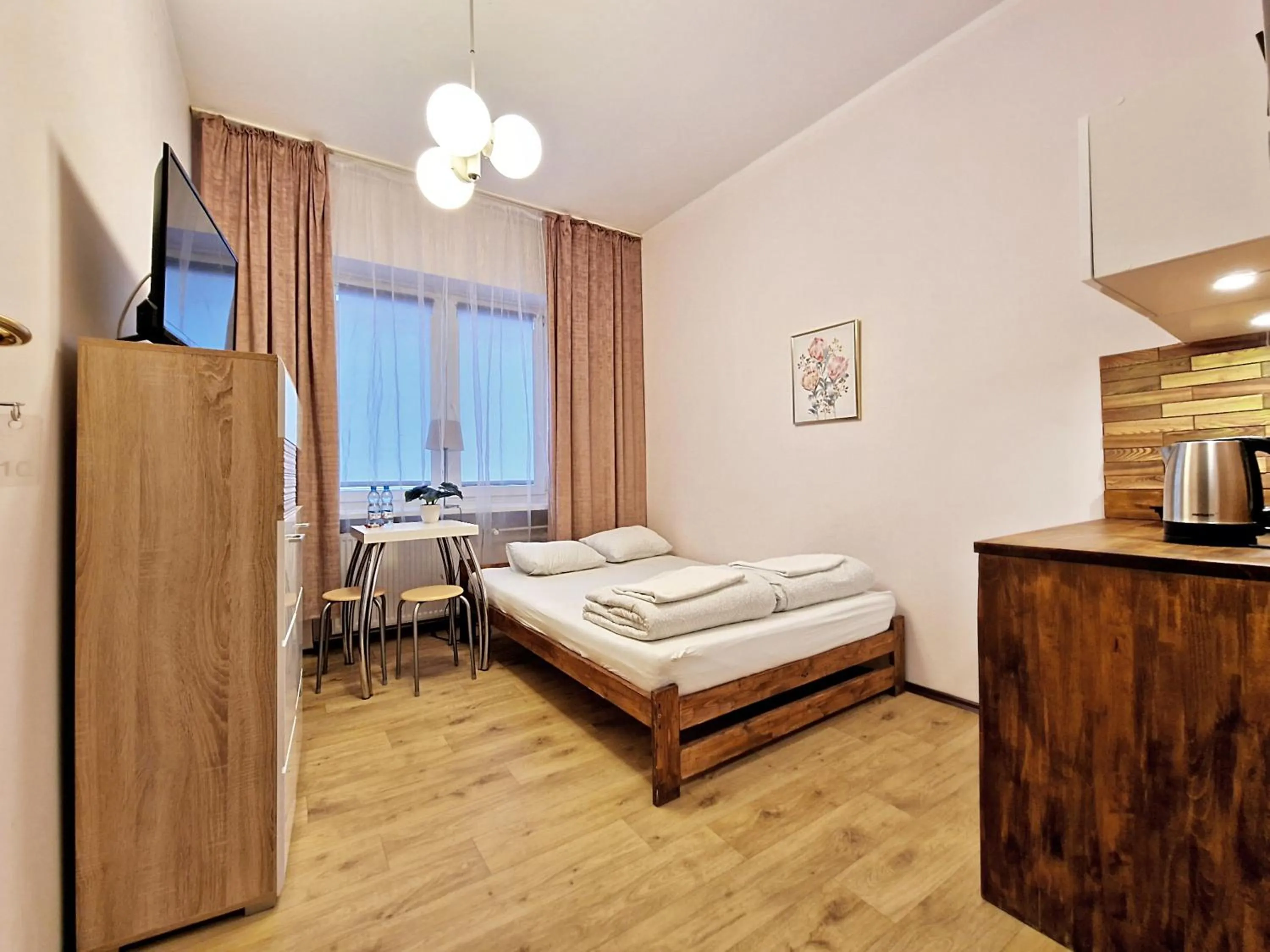 Bed in Hostel Helvetia Rooms Warsaw CITY CENTER and OLD TOWN