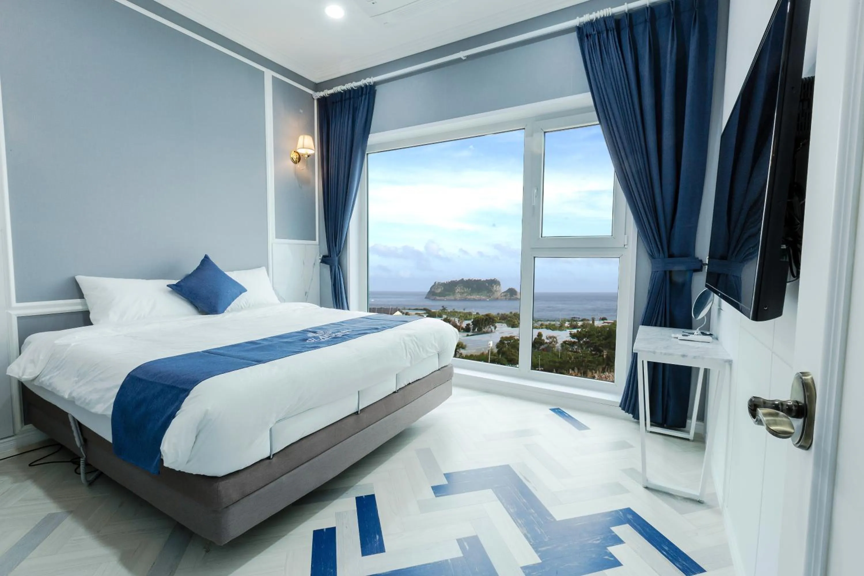 Sea view, Bed in Gladsheim Hotel