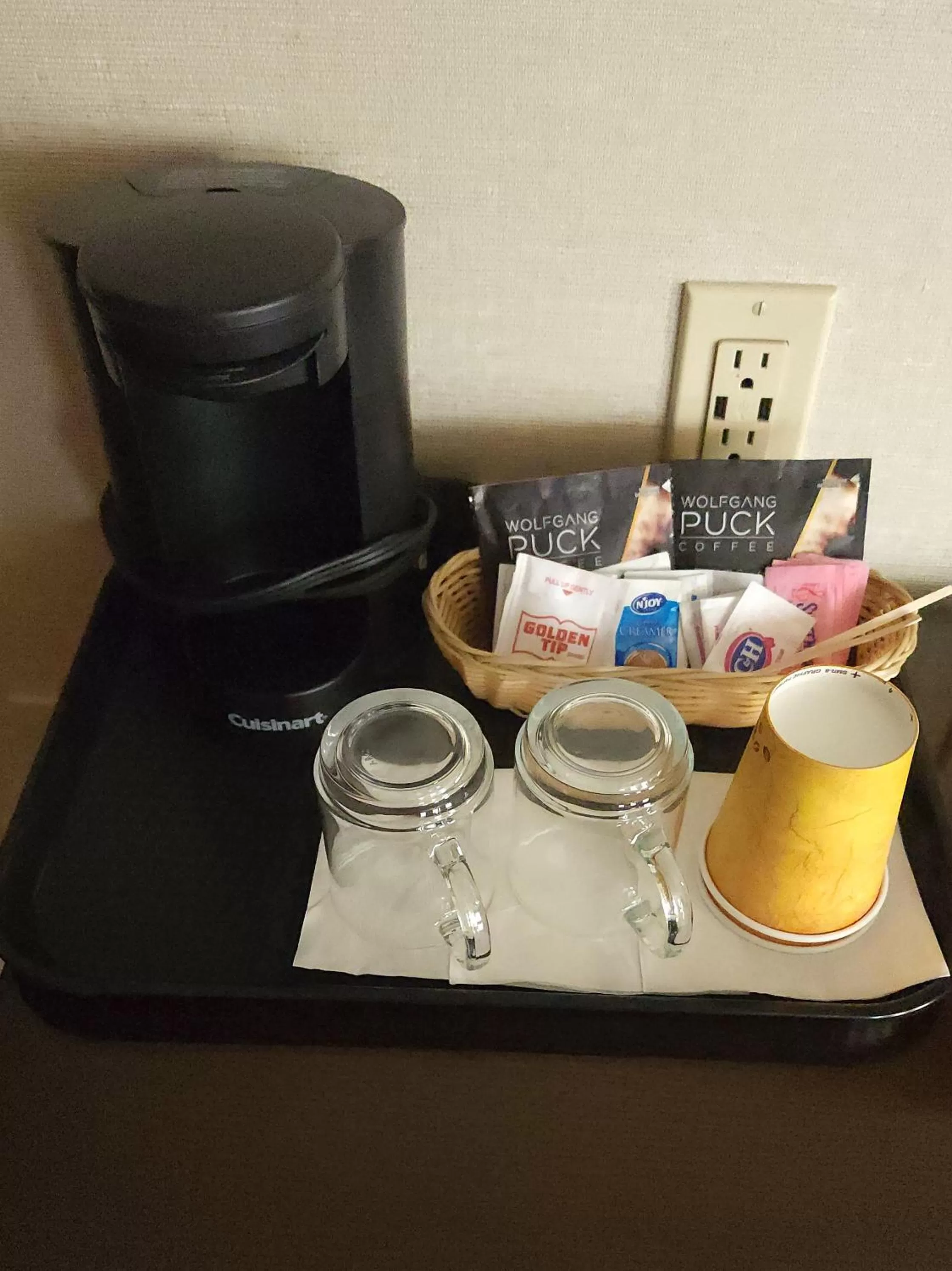 Kitchen or kitchenette in Chelsea Inn