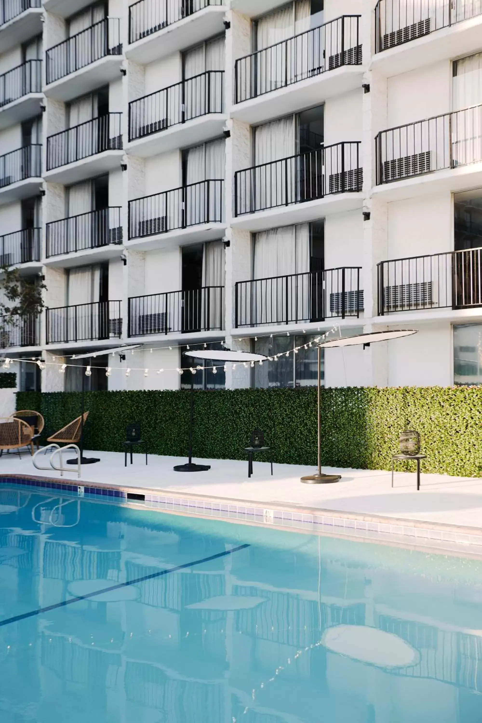 Swimming Pool in Glendale Express Hotel Los Angeles