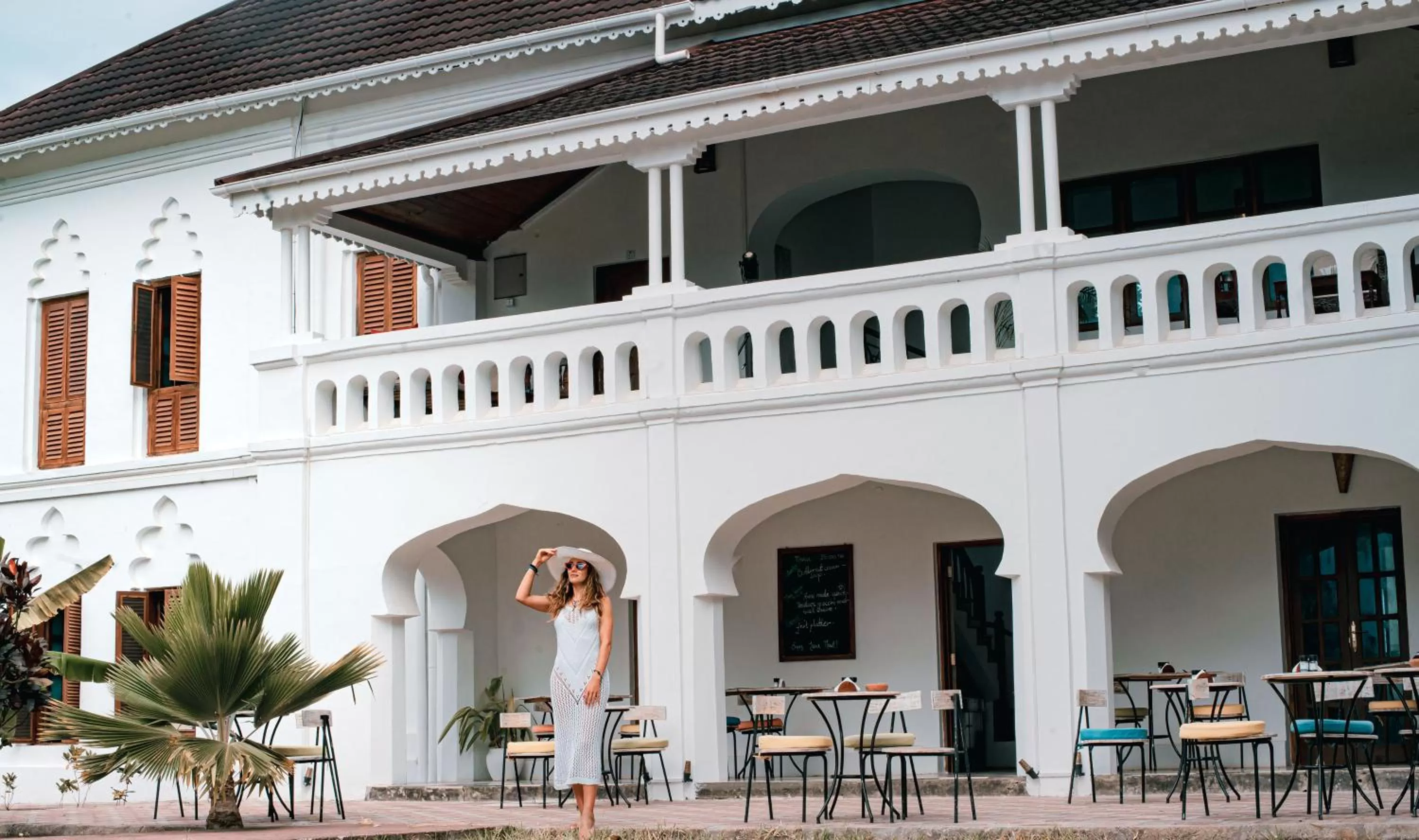 Property building in The Manor House by Sansi