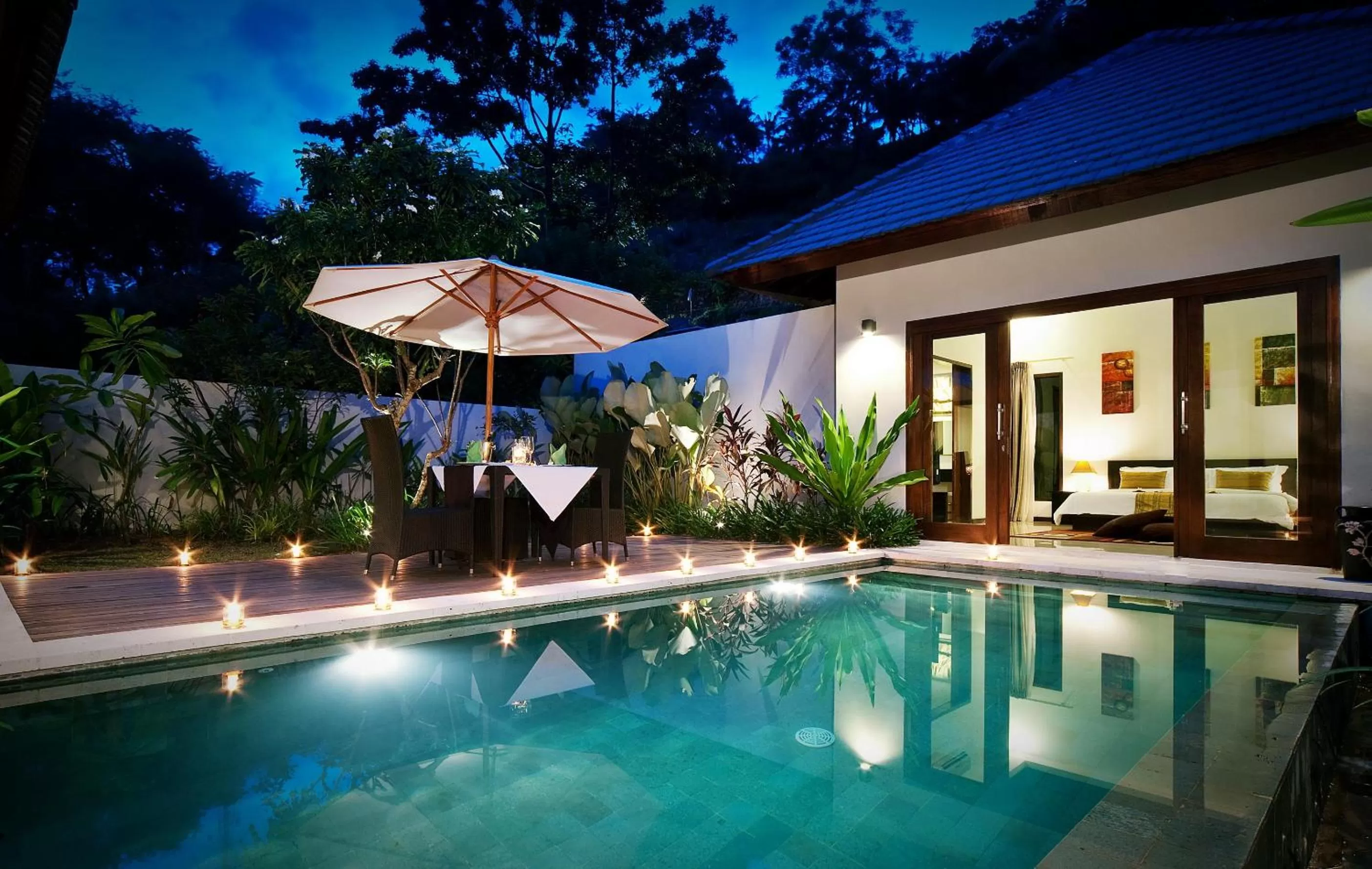 Swimming pool in Kebun Villas & Resort