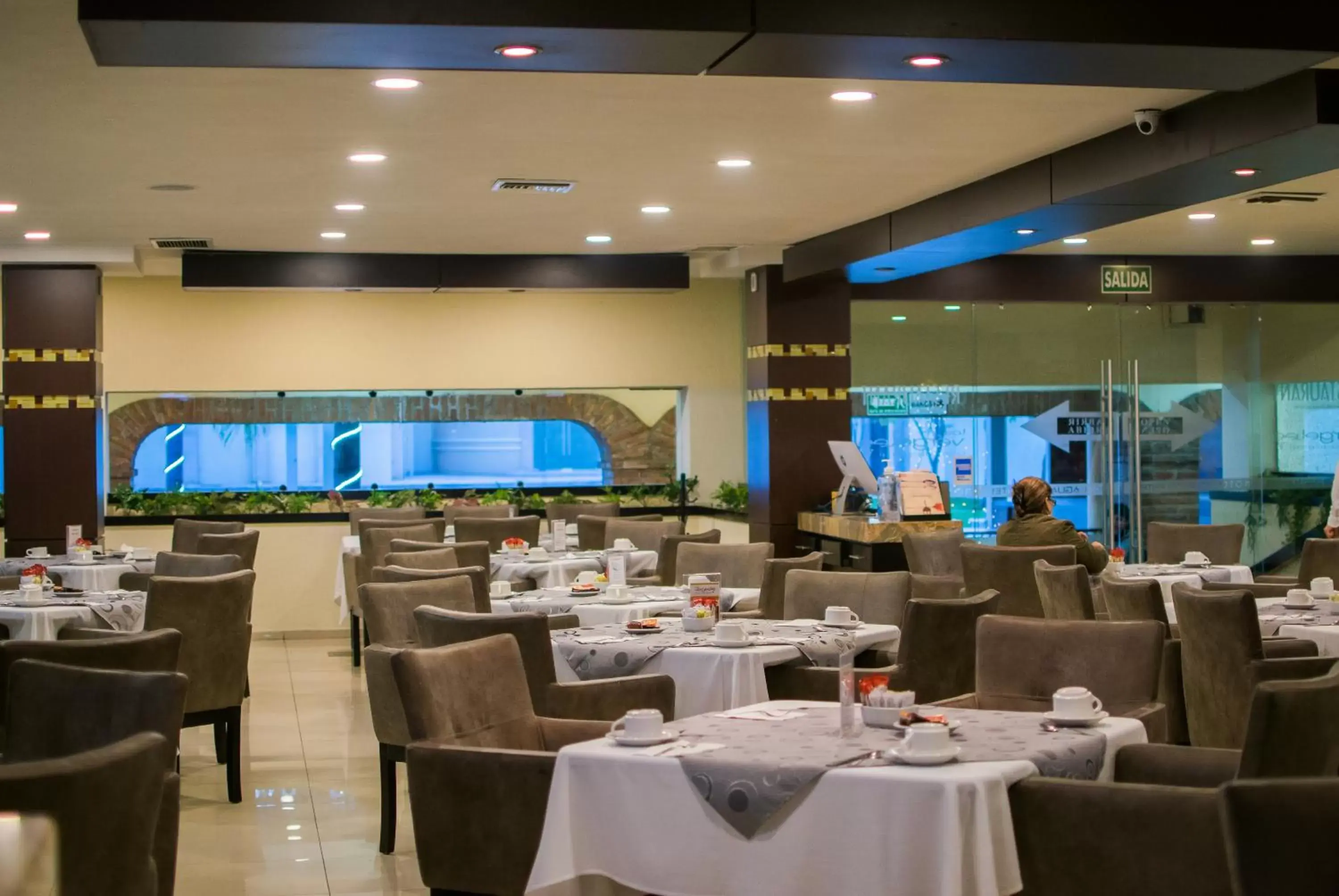 Dining area, Restaurant/Places to Eat in Wyndham Garden Aguascalientes Hotel & Casino