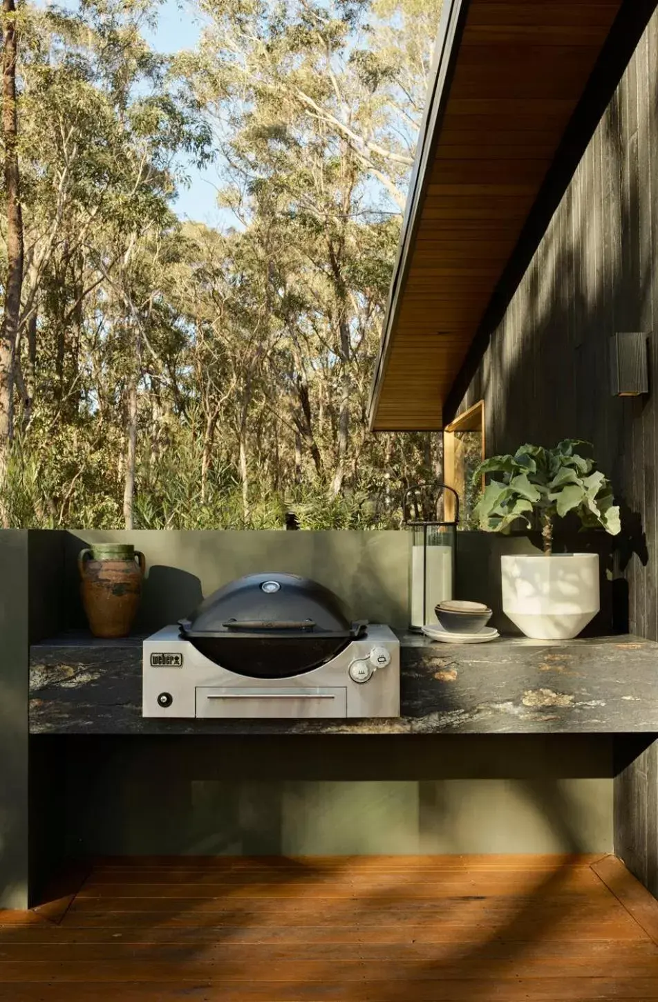 BBQ facilities in Chalets at Blackheath BBQ facilities in Chalets at Blackheath