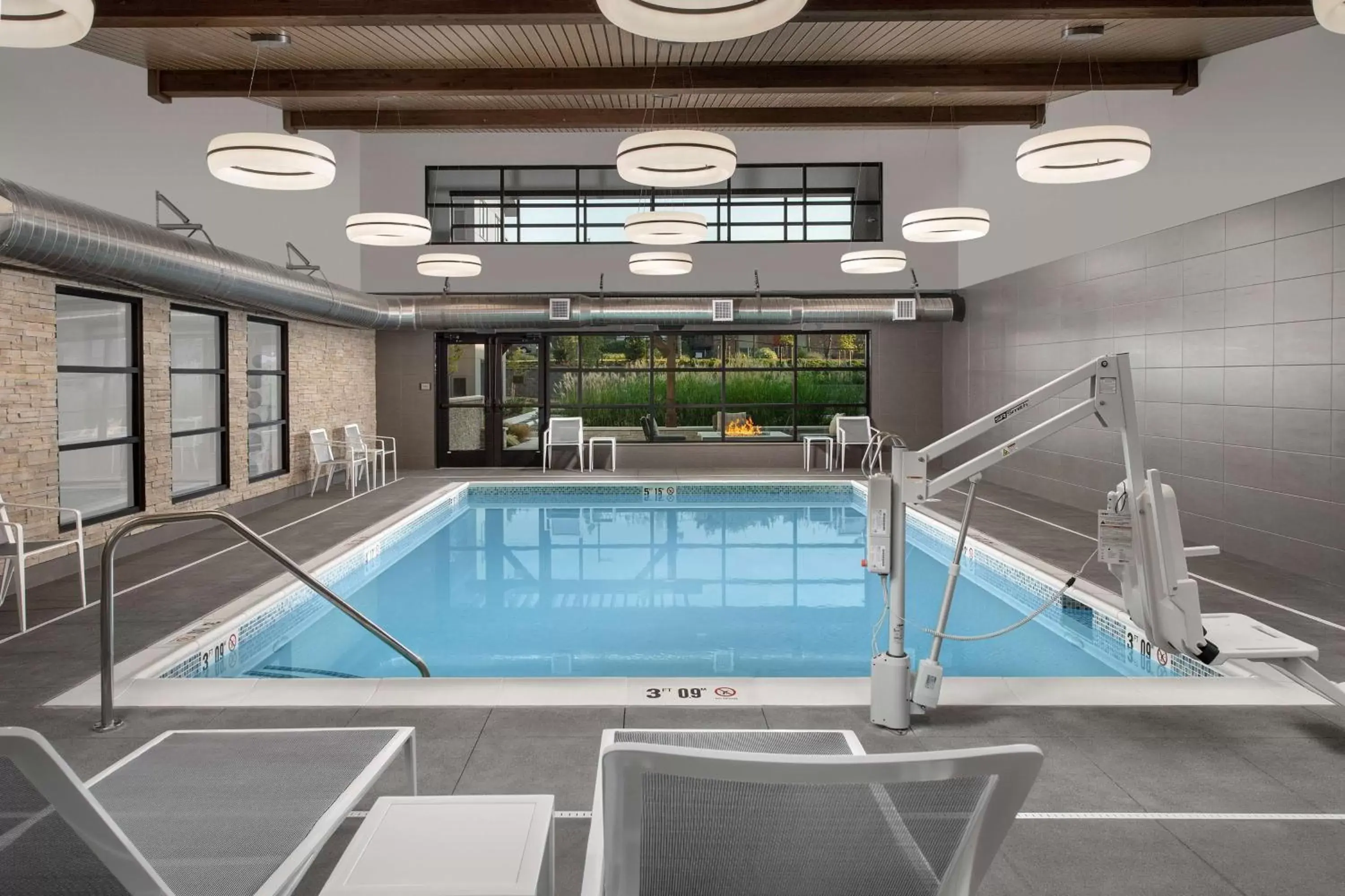 Activities, Swimming Pool in Country Inn & Suites by Radisson, Seattle-Tacoma International Airport, WA