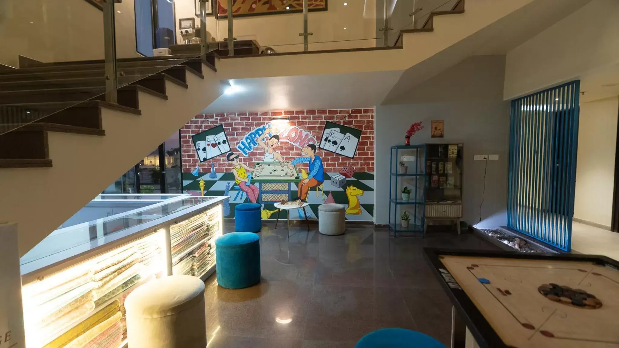 Lobby or reception, Kitchen/Kitchenette in 7 Apple Hotel Aurangabad