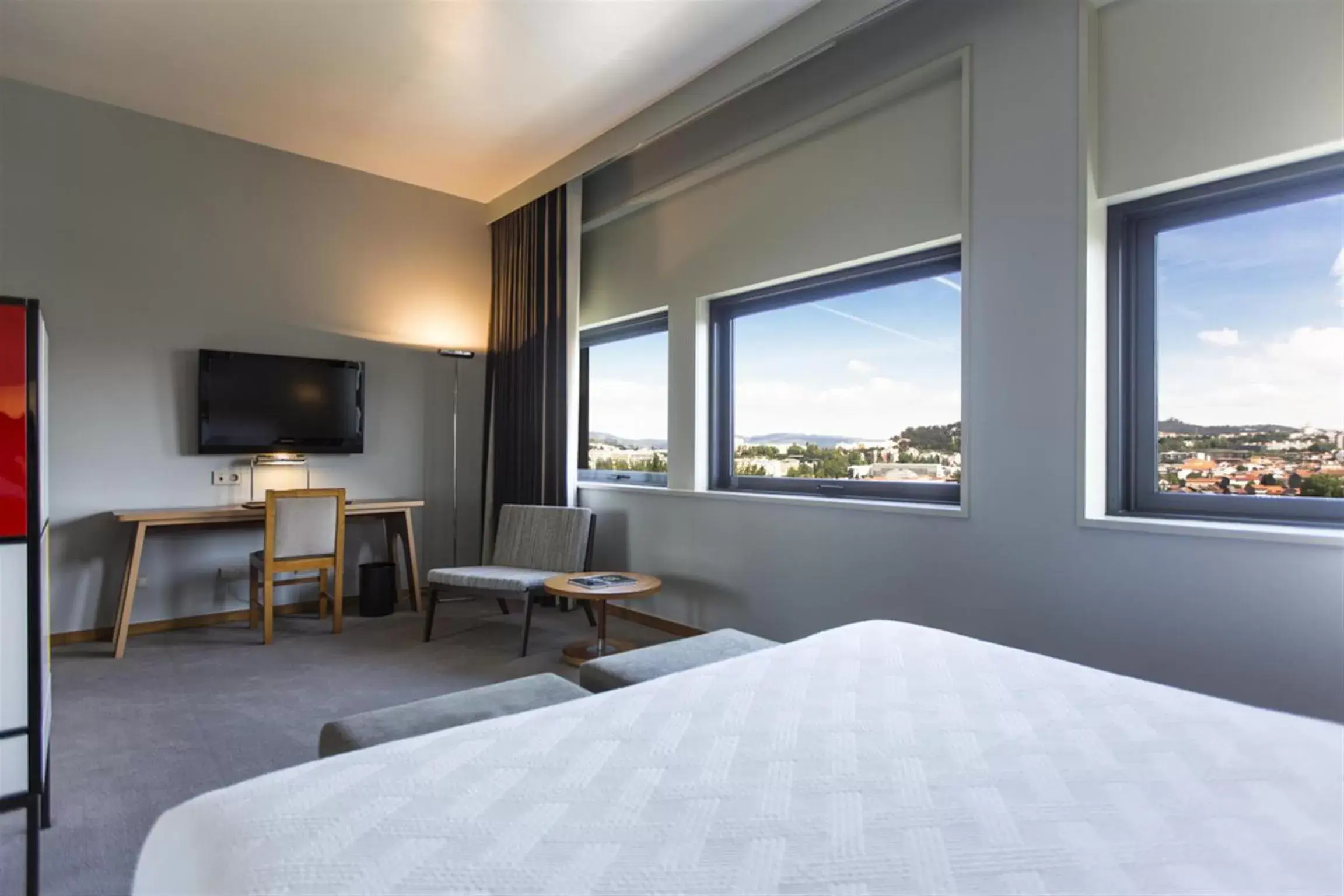 Double Room with Extra Bed in Hotel de Guimaraes