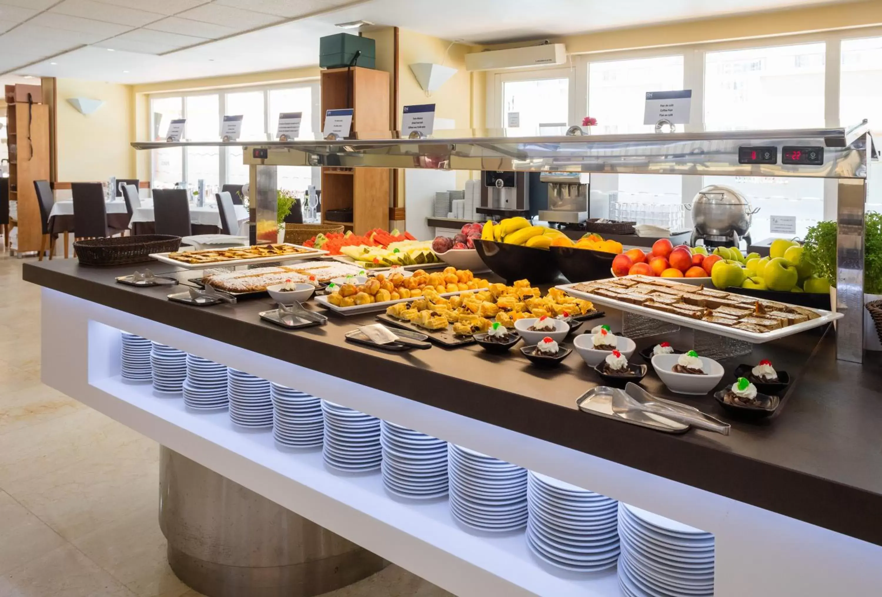 Restaurant/places to eat in Hotel RH Casablanca Suites Restaurant/places to eat in Hotel RH Casablanca Suites