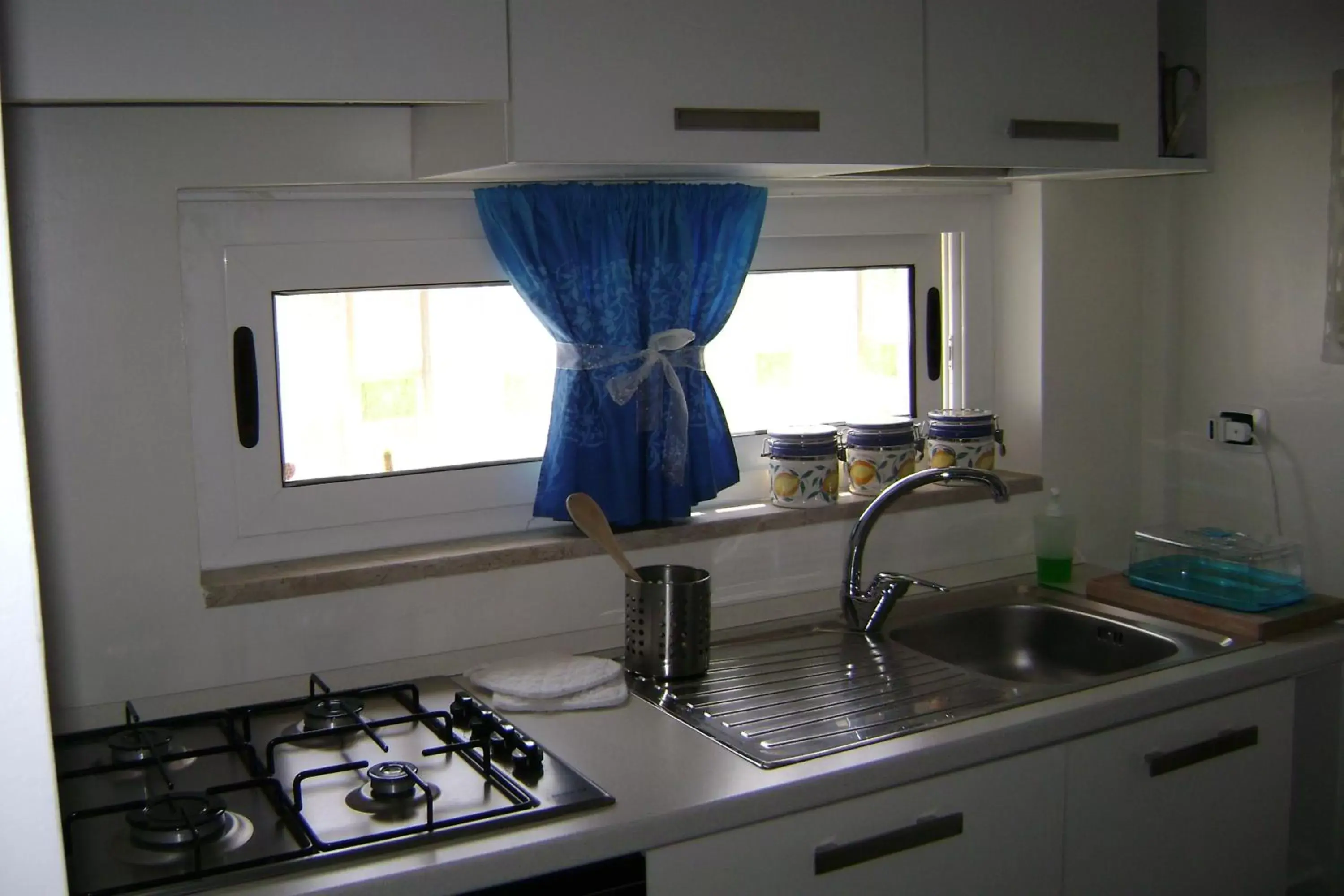 Kitchen or kitchenette, Kitchen/Kitchenette in B&B Villa Méditerranée