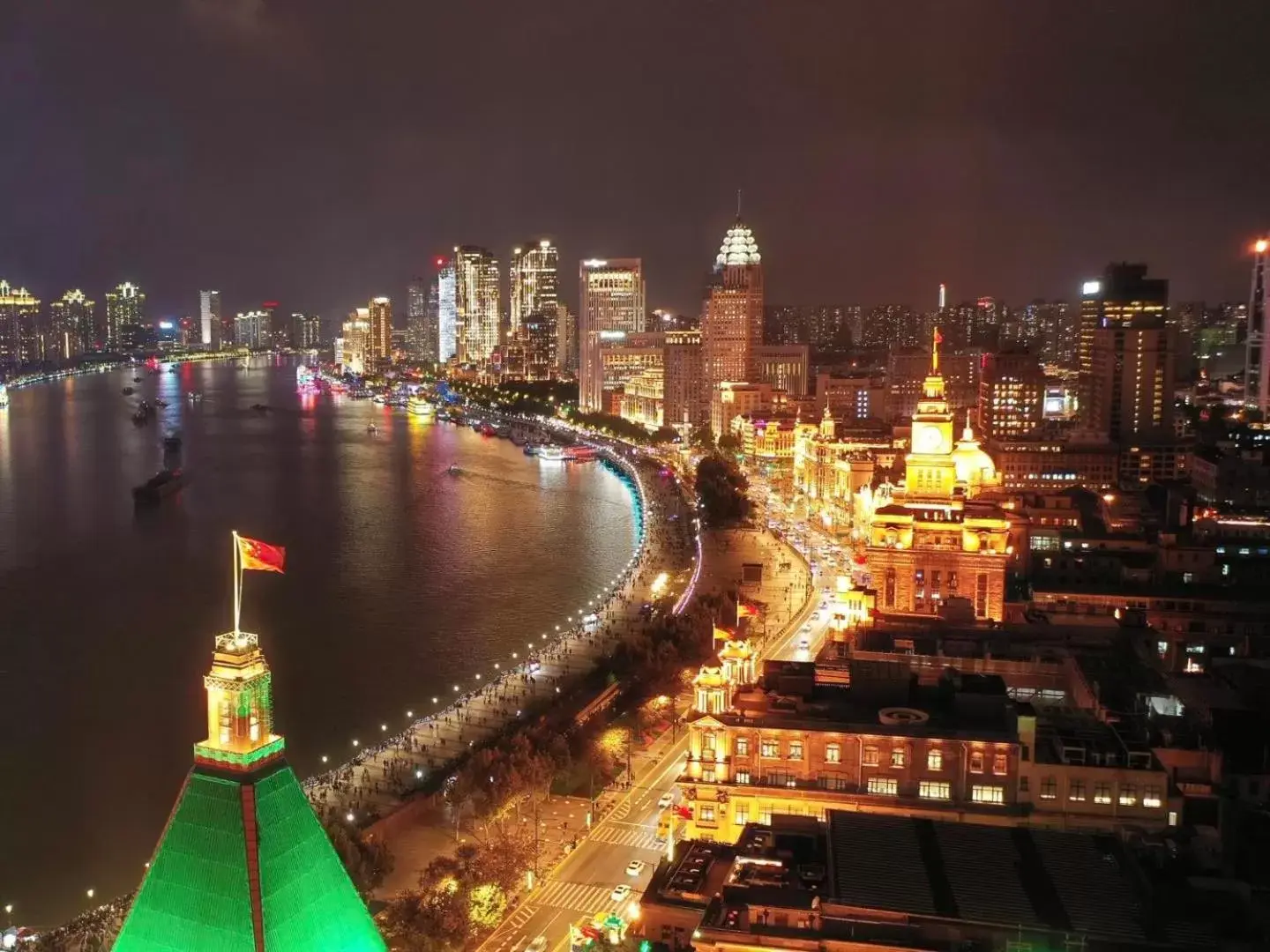 Neighbourhood in Fairmont Peace Hotel On the Bund (Start your own story with the BUND)
