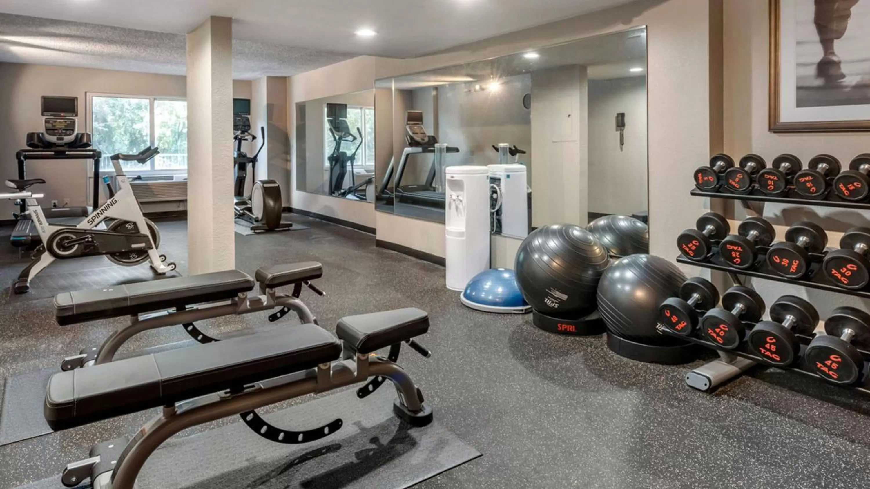 Fitness centre/facilities in Staybridge Suites Orlando Royale Parc Suites by IHG