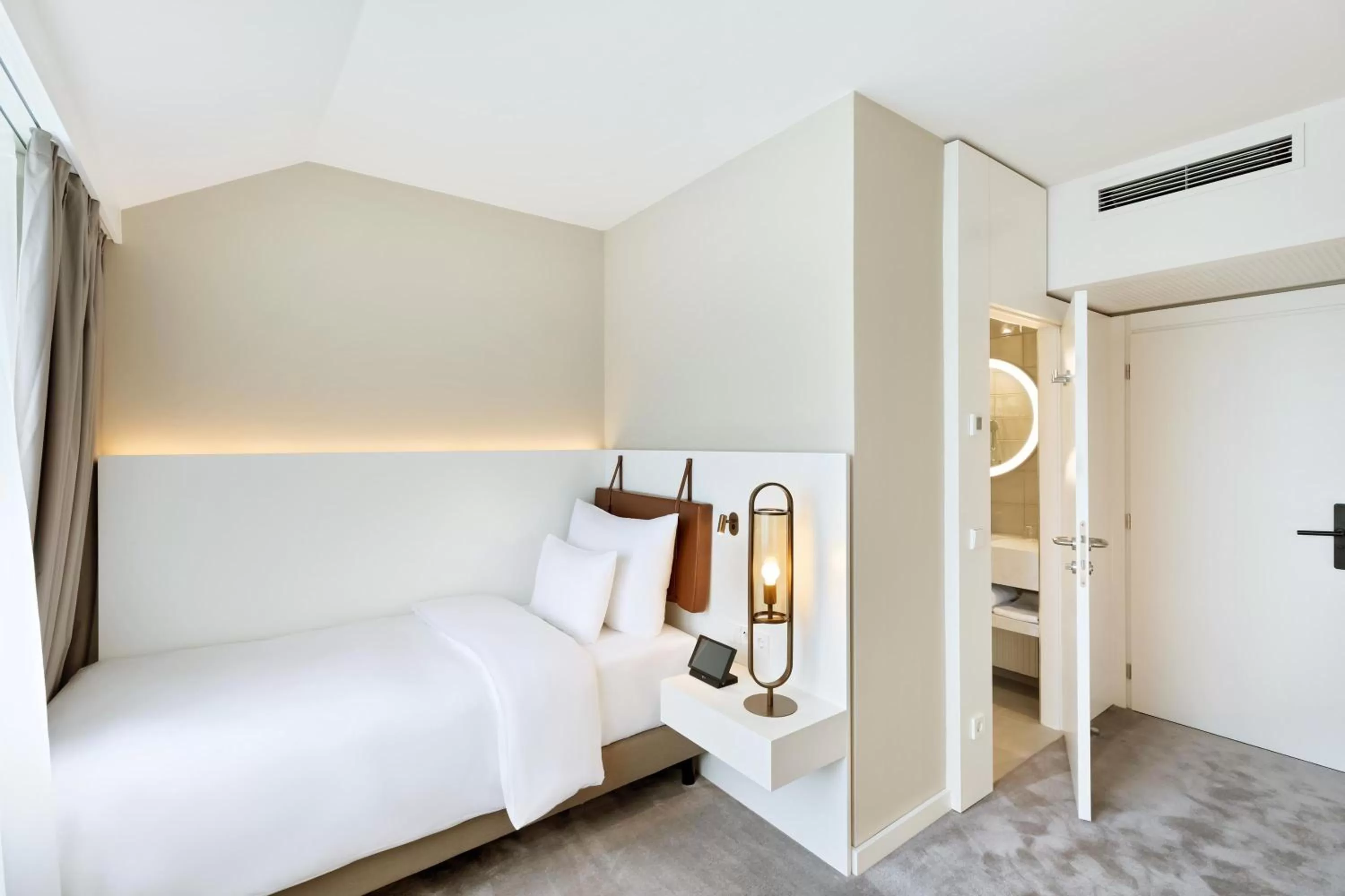 Photo of the whole room, Bed in Austria Trend Hotel Bosei Wien