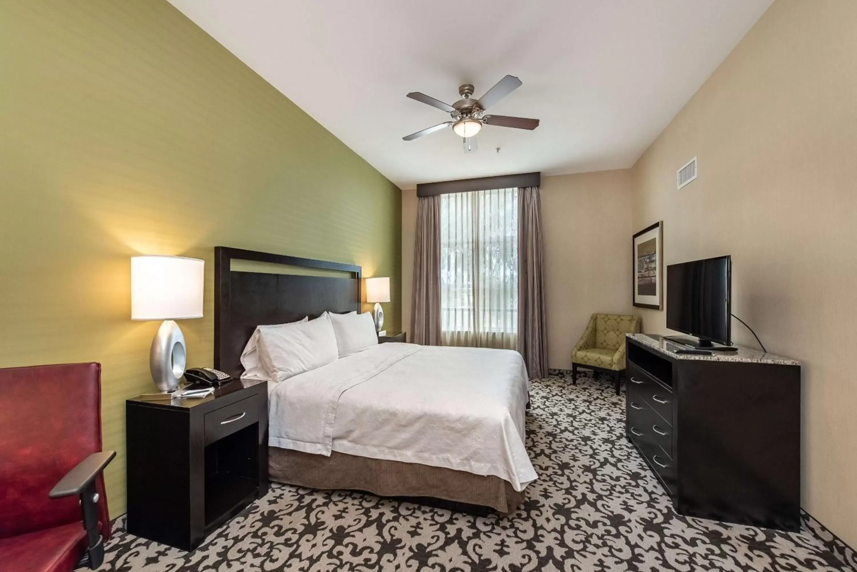 Living room, Bed in Homewood Suites by Hilton Oxnard/Camarillo