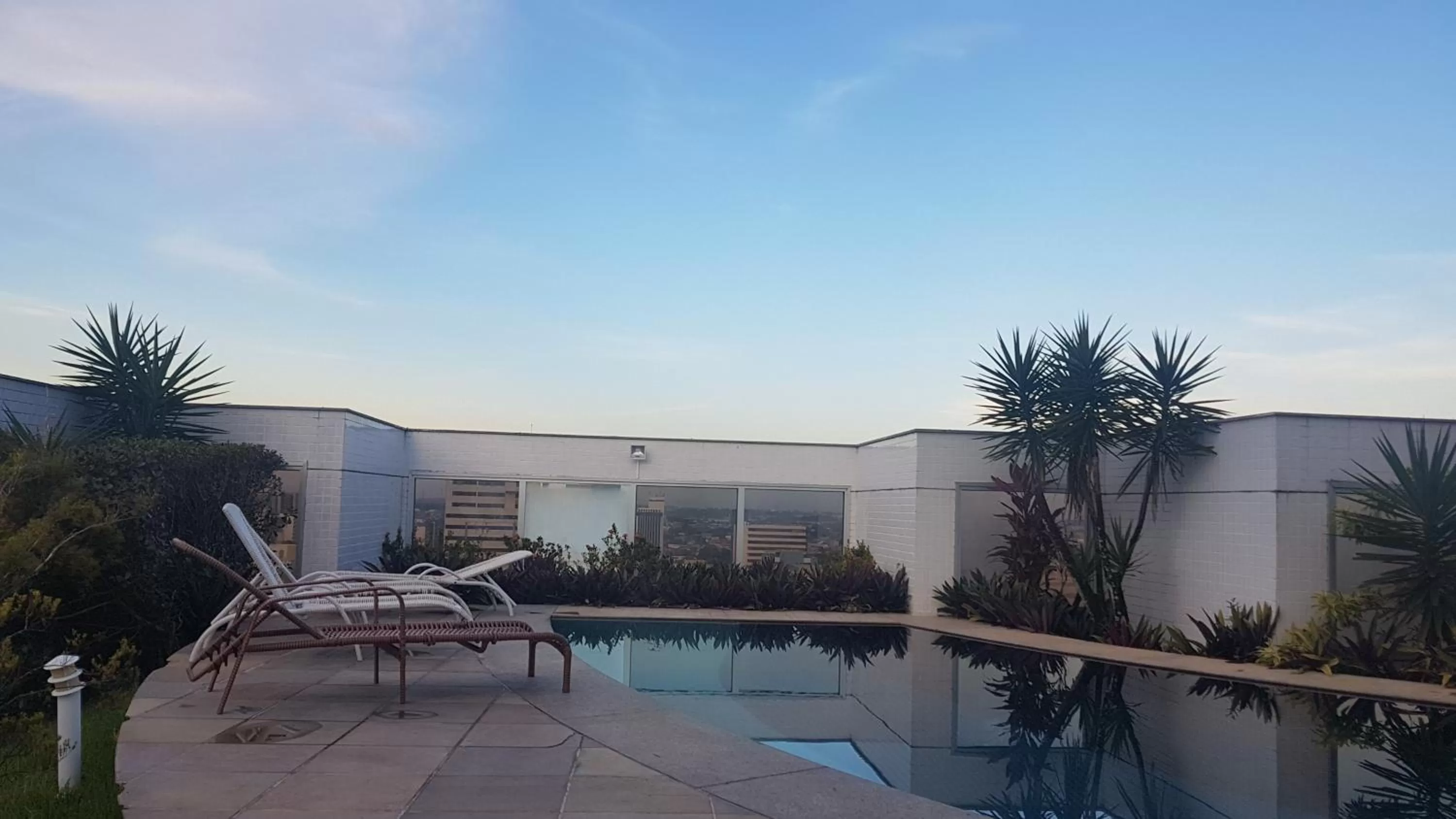 Swimming Pool in Flat Manaus