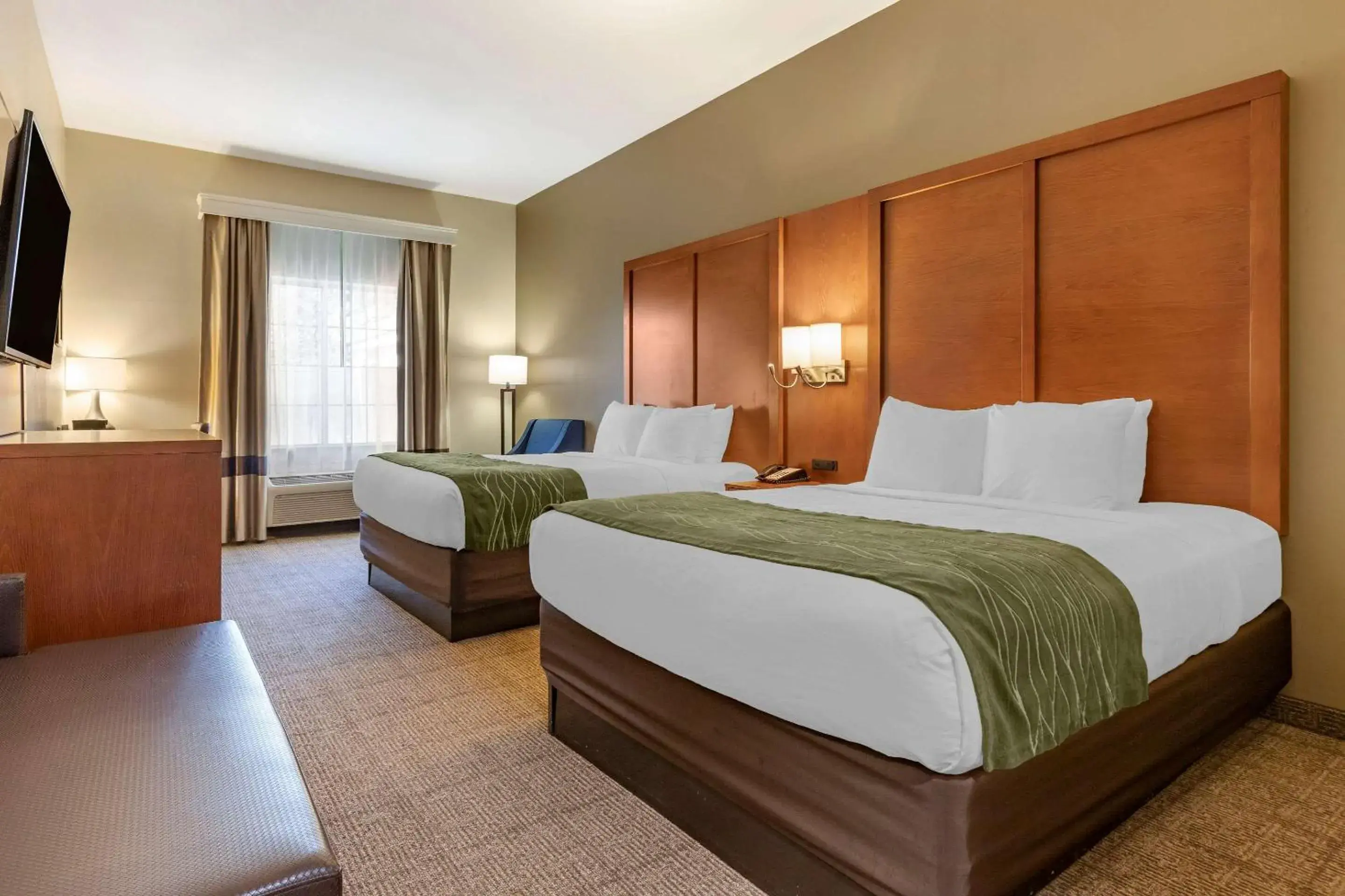Efficiency Queen Room with Two Queen Beds - Accessible/Non-Smoking in Comfort Inn & Suites Orangeburg