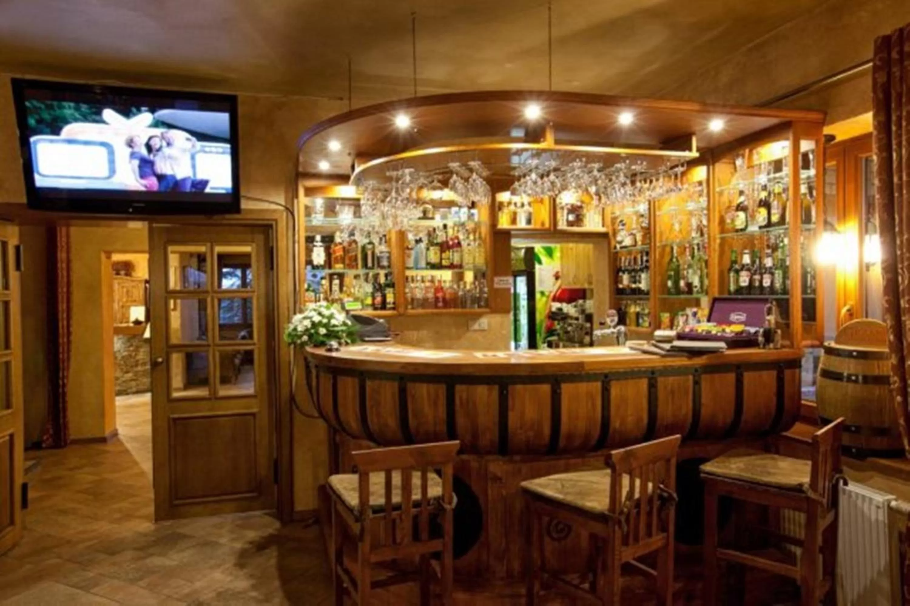 Lounge or bar in Hotel Dwór Karolówka
