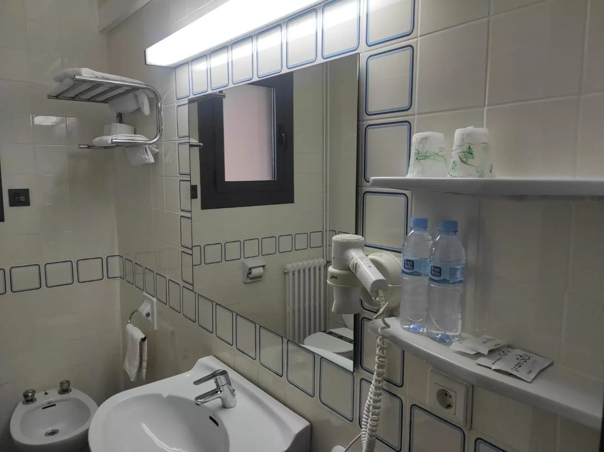 Bathroom in Hotel Gran Sol