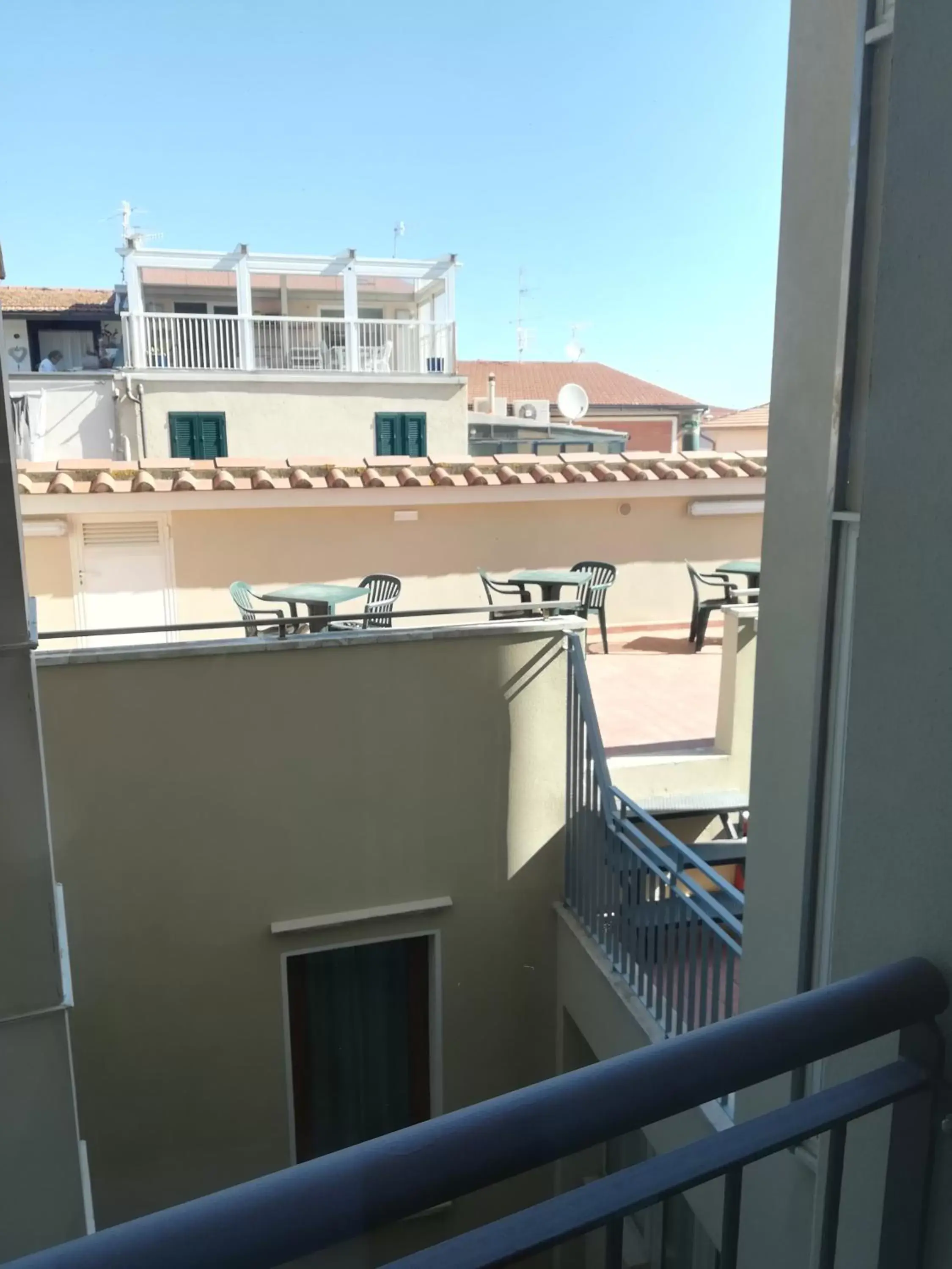 View (from property/room), Balcony/Terrace in Roma Hotel