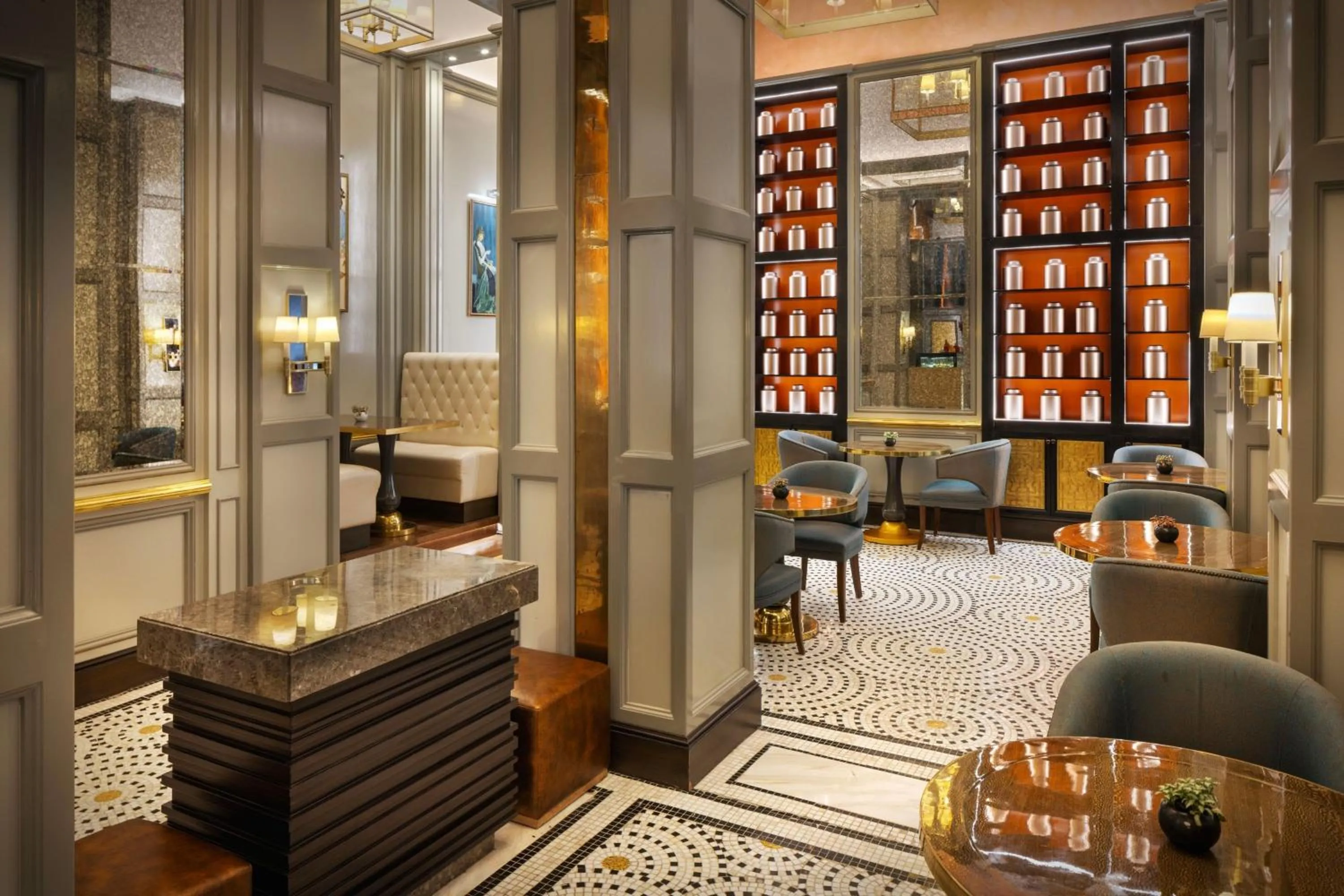 Restaurant/places to eat in Sheraton Oman Hotel