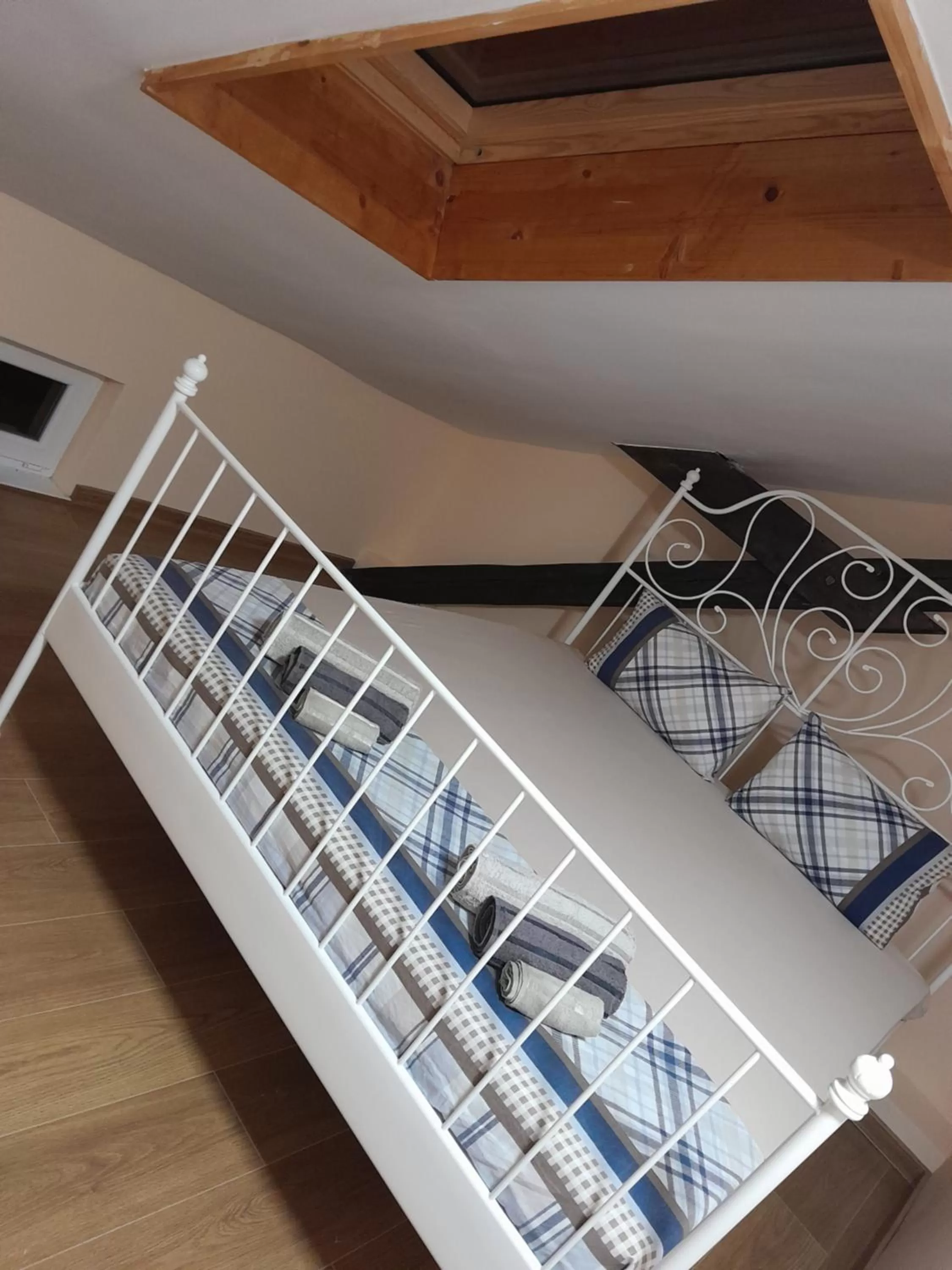 Bed in HANCHO SevenUps - KAPANA Plovdiv Center