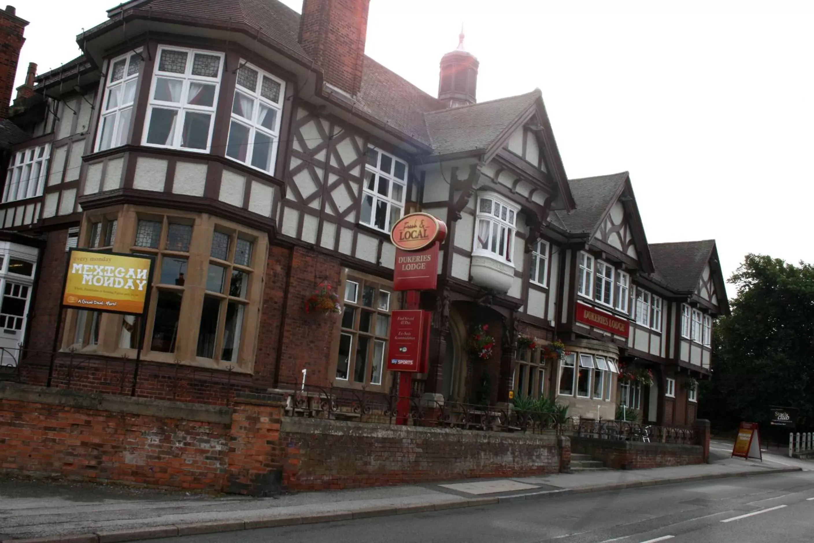 Property Building in The Dukeries Lodge