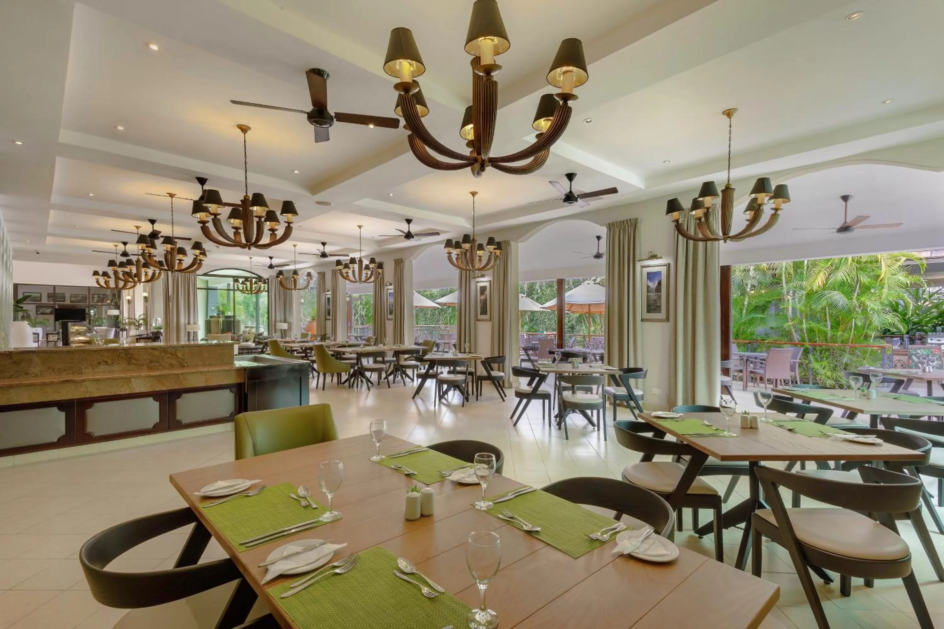 Restaurant/Places to Eat in Protea Hotel by Marriott Livingstone