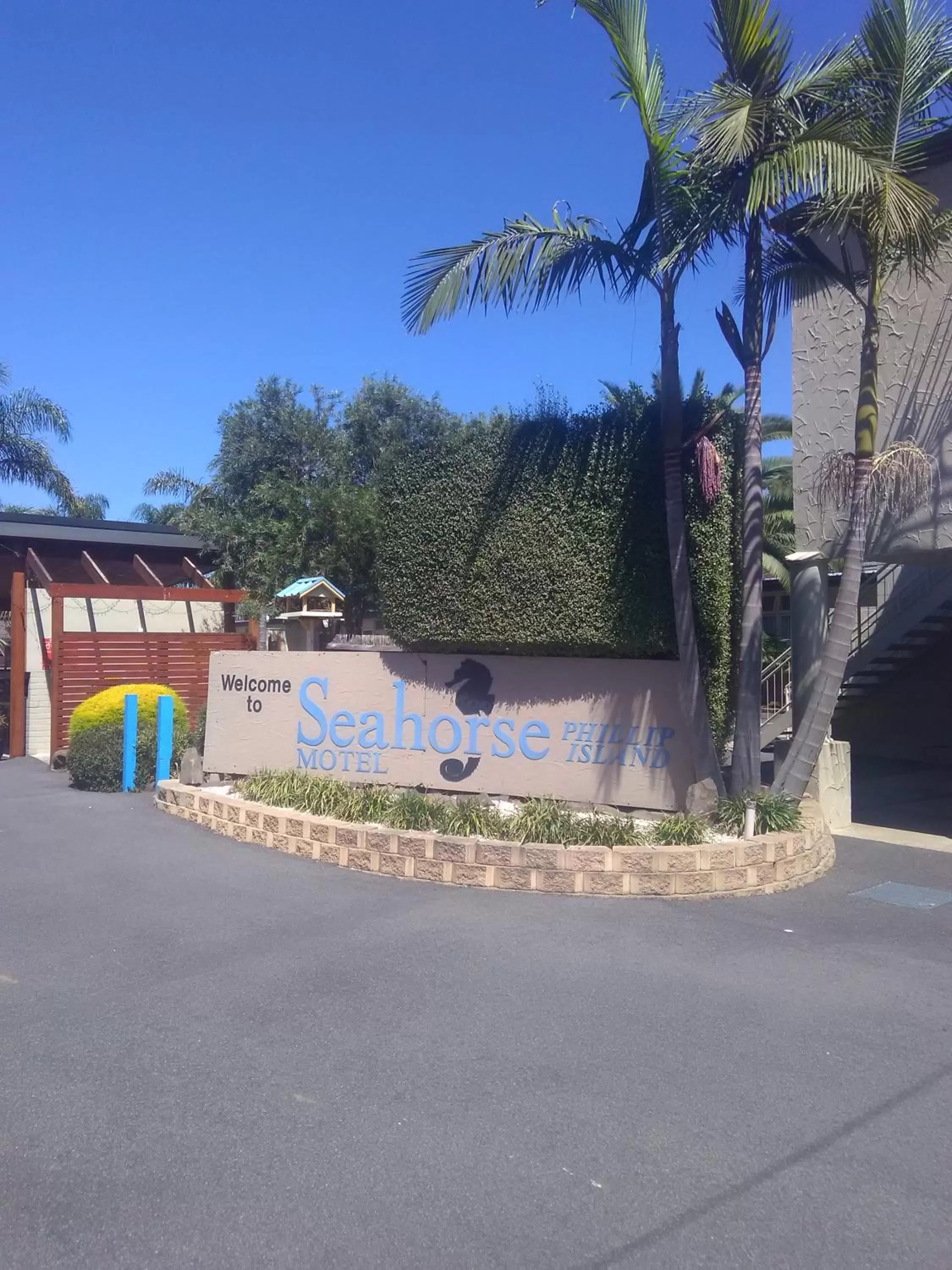 Property logo or sign in Seahorse Motel Cowes