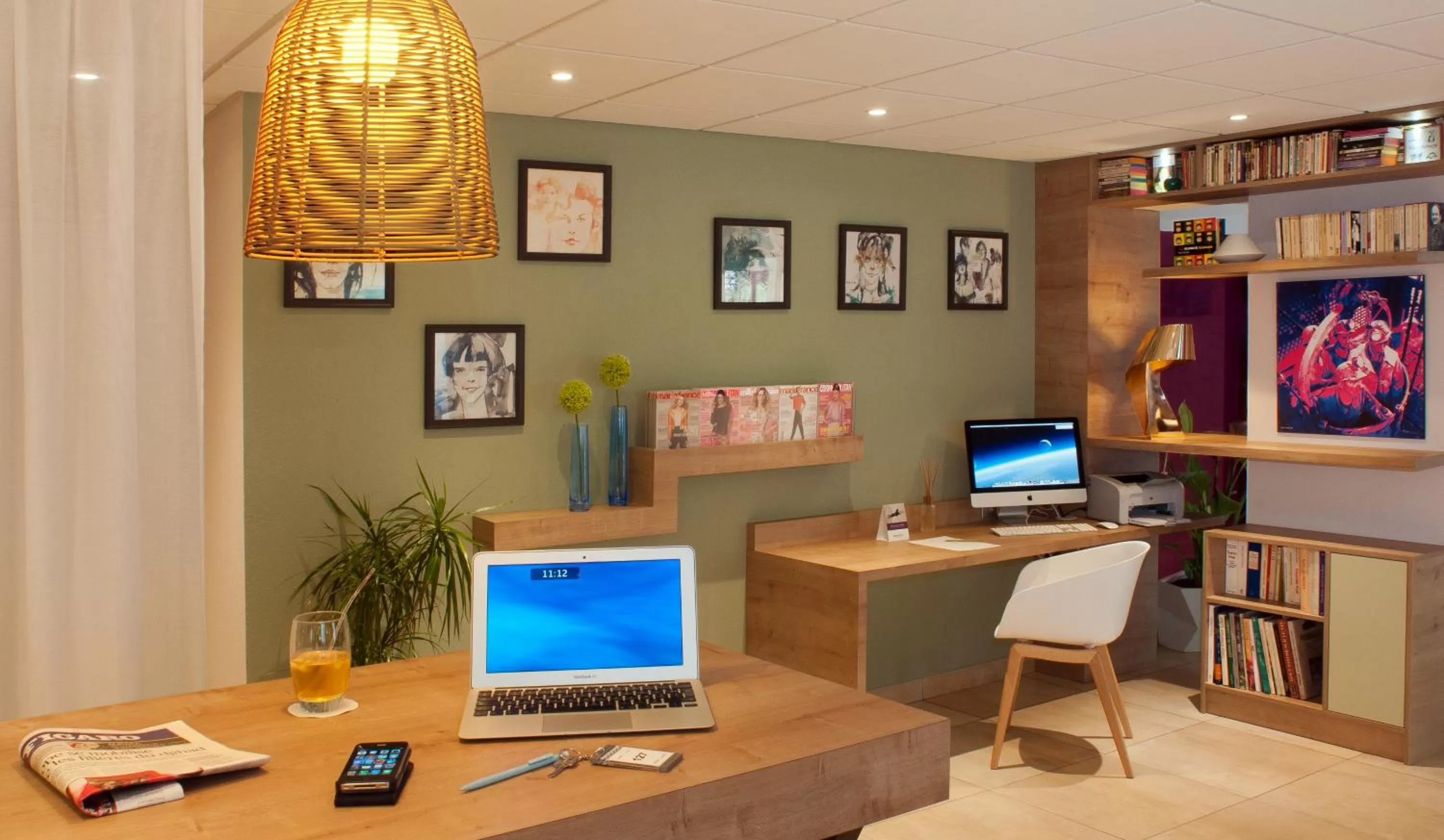 Communal lounge/ TV room in Mercure Hotel Forbach Centre de Loisirs