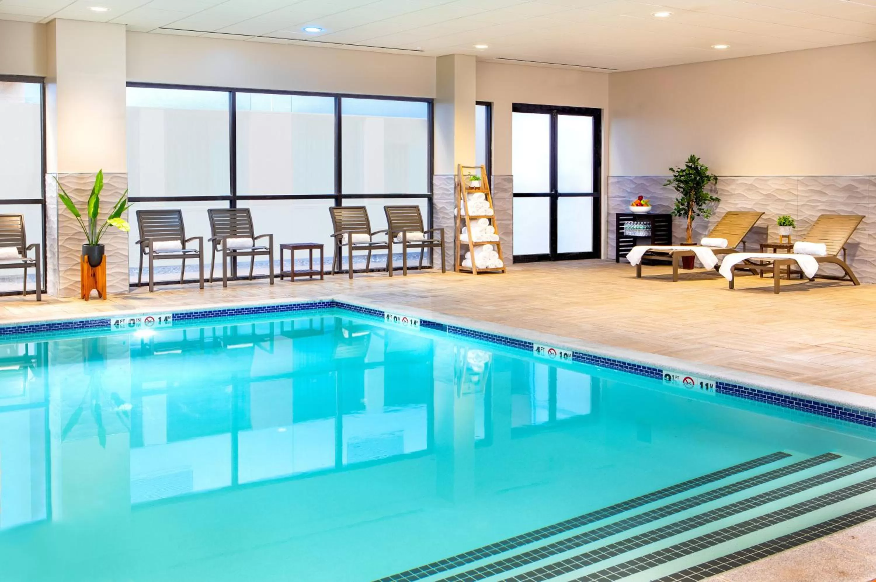 Swimming pool in Crowne Plaza Boston - Woburn by IHG