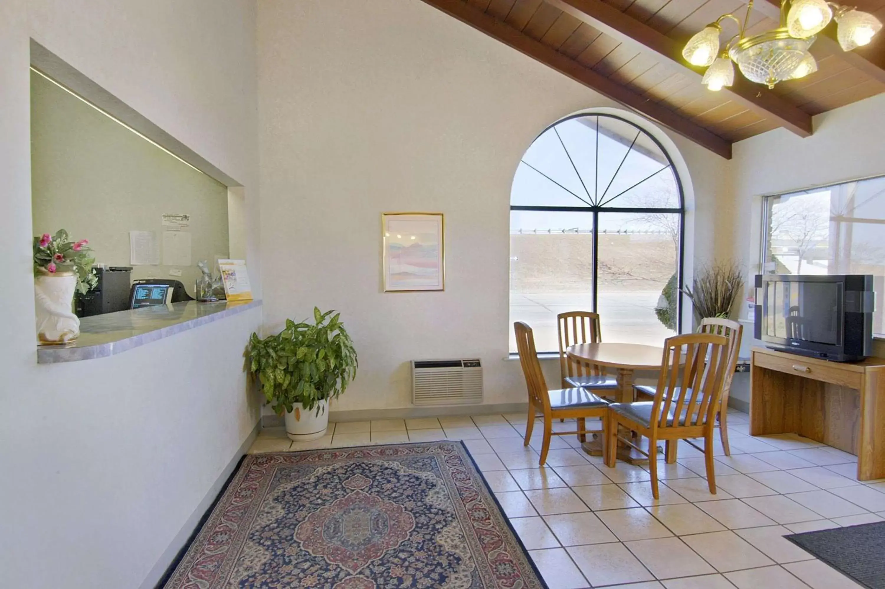 Lobby or reception in Super 8 by Wyndham Vernon Lobby or reception in Super 8 by Wyndham Vernon