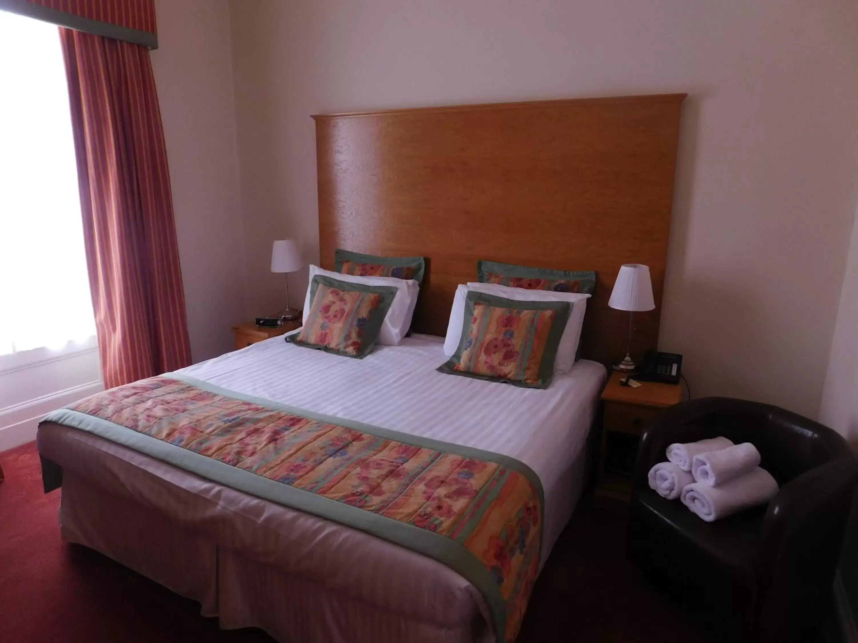 Photo of the whole room, Bed in Horizon Hotel