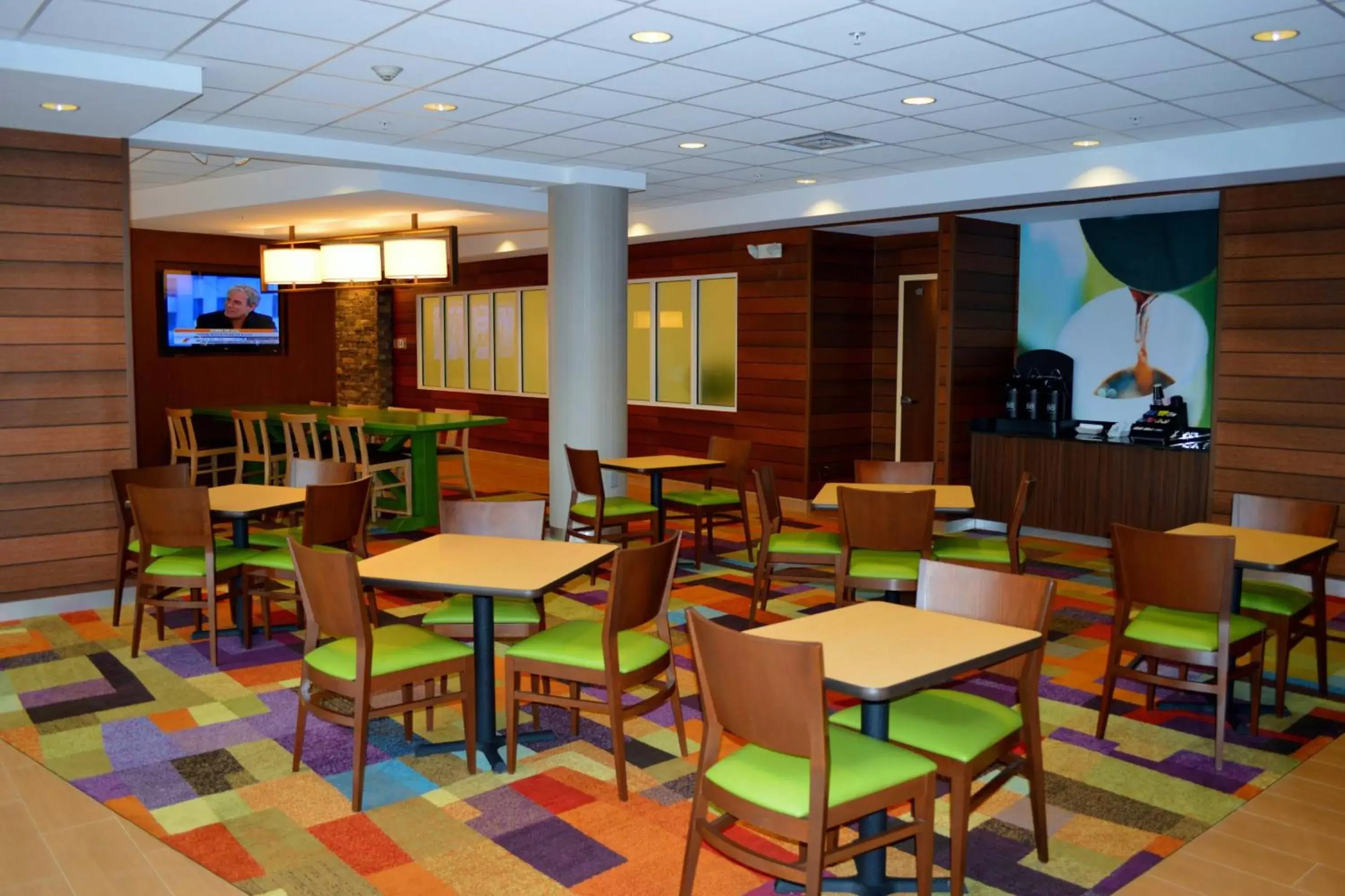 Breakfast, Restaurant/Places to Eat in Fairfield Inn & Suites by Marriott Stafford Quantico