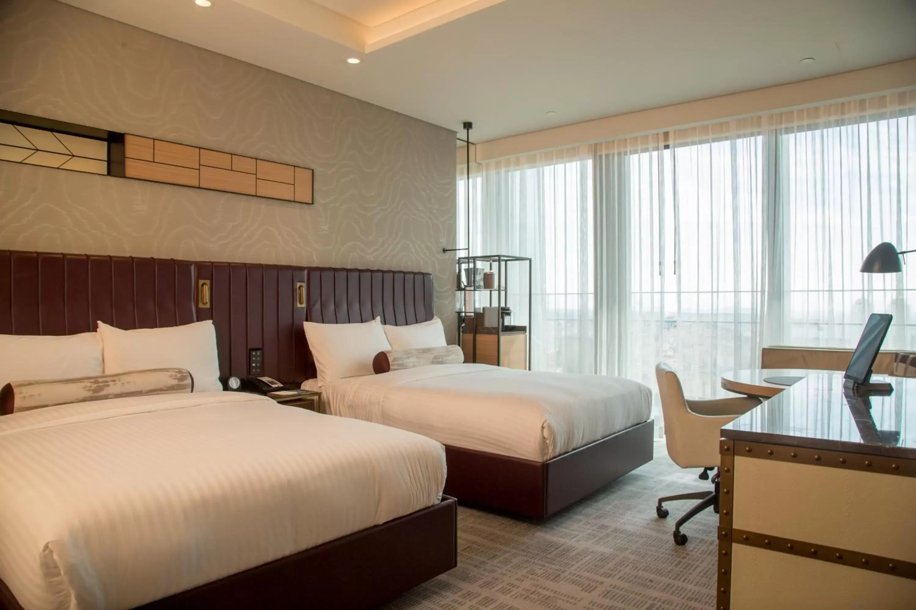 Fairmont Room with Twin Beds in Fairmont Quasar Istanbul Hotel